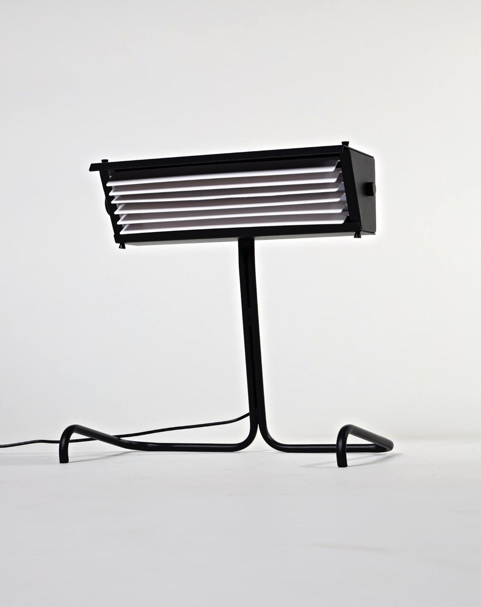 Hestia Table Lamp - The Feelter
