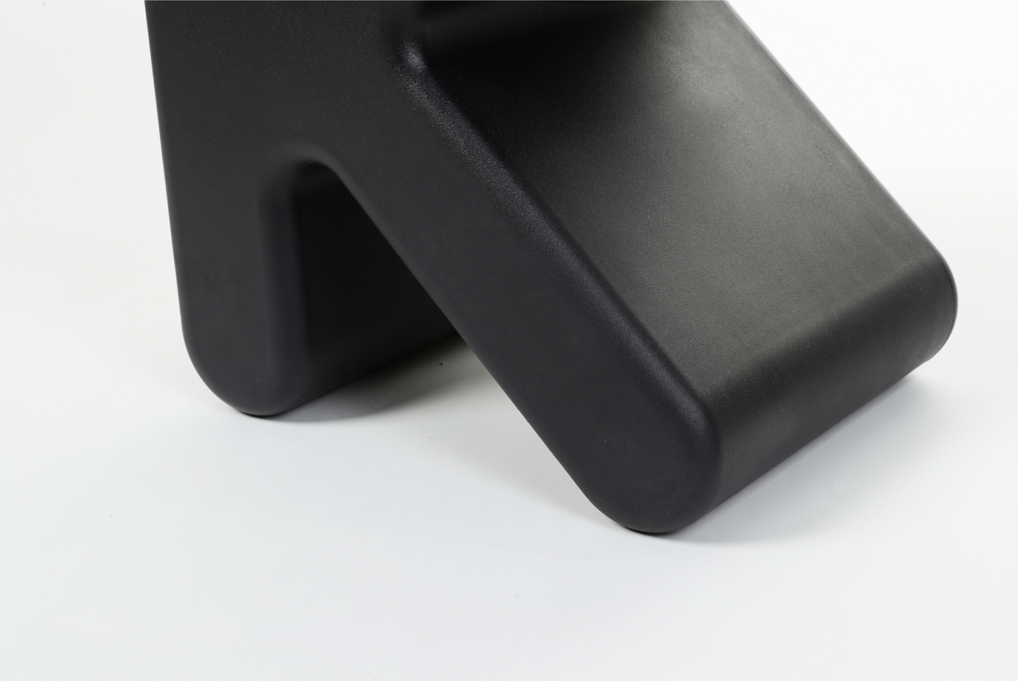 Arrow Stool | The Feelter