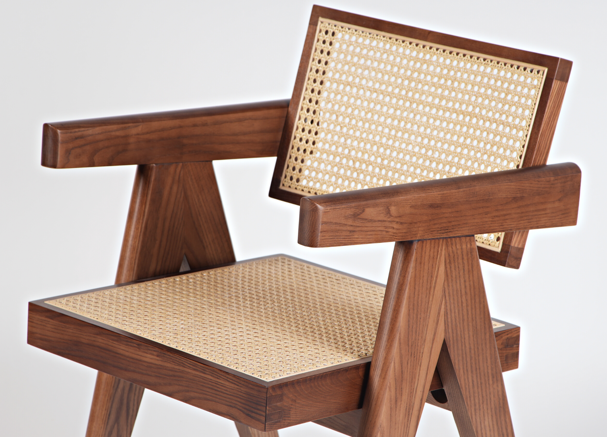 Chandigarh Dining Chair Replica | The Feelter