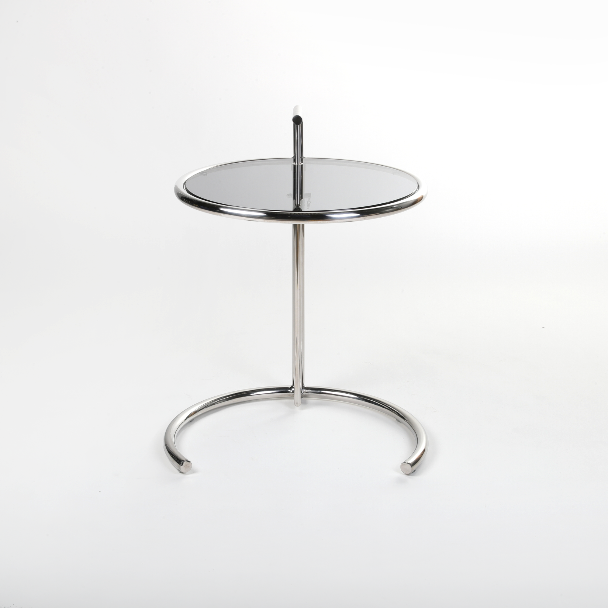 E1027 Adjustable Table Replica | The Feelter