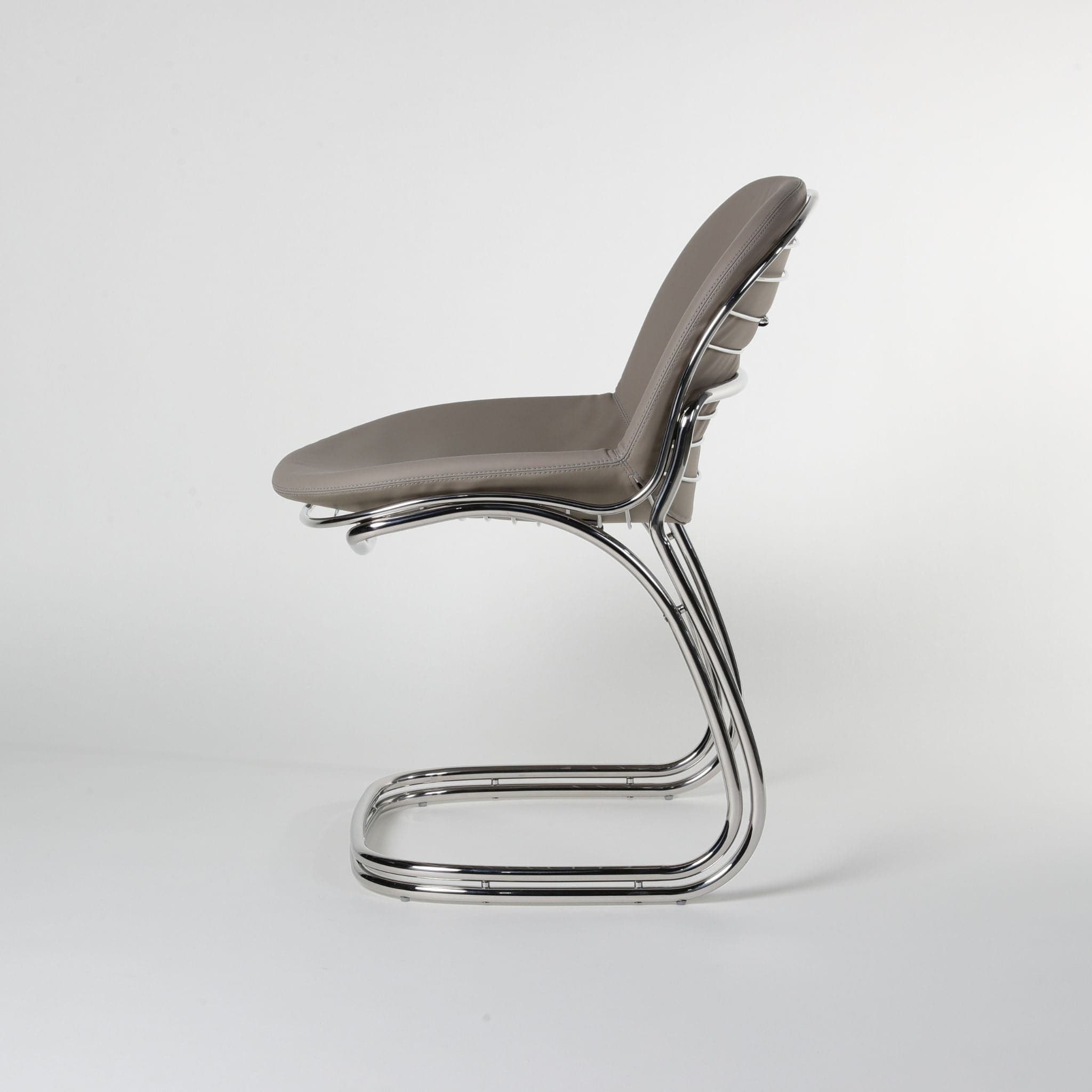 Sabrina Chair Replica | The Feelter