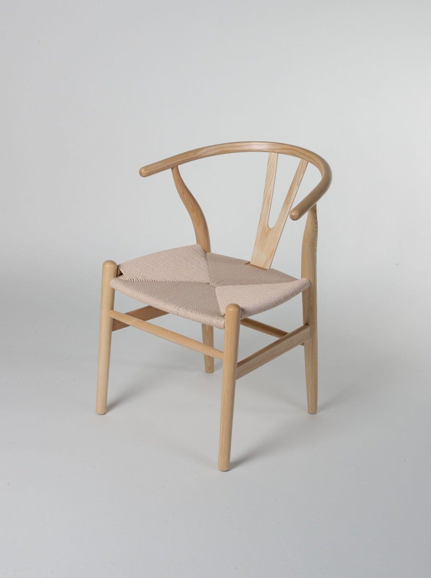 Wishbone Chair Replica | The Feelter