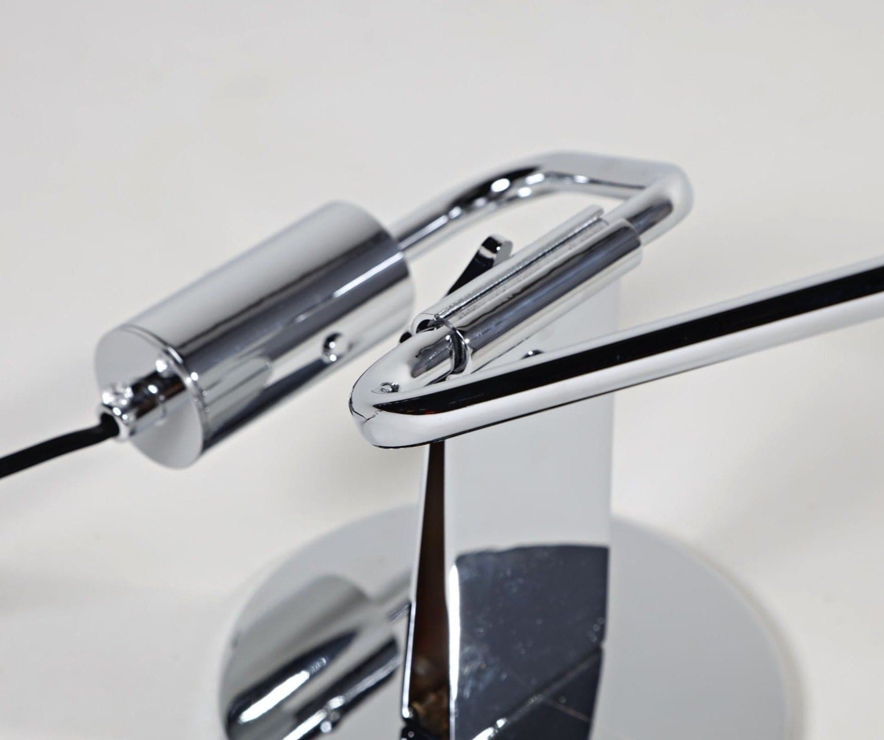 Cleo Table Lamp - The Feelter