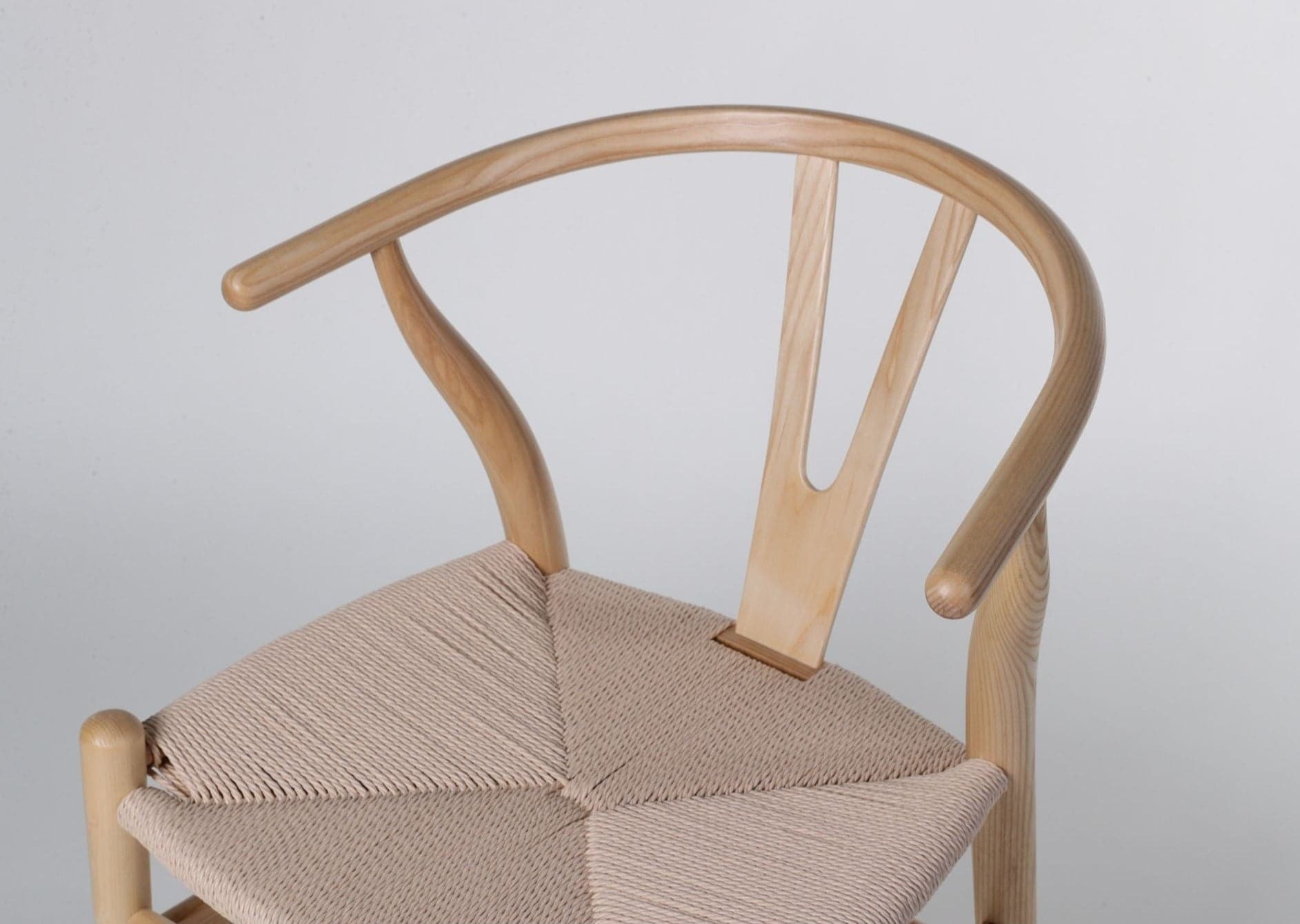 Wishbone Chair Replica | The Feelter