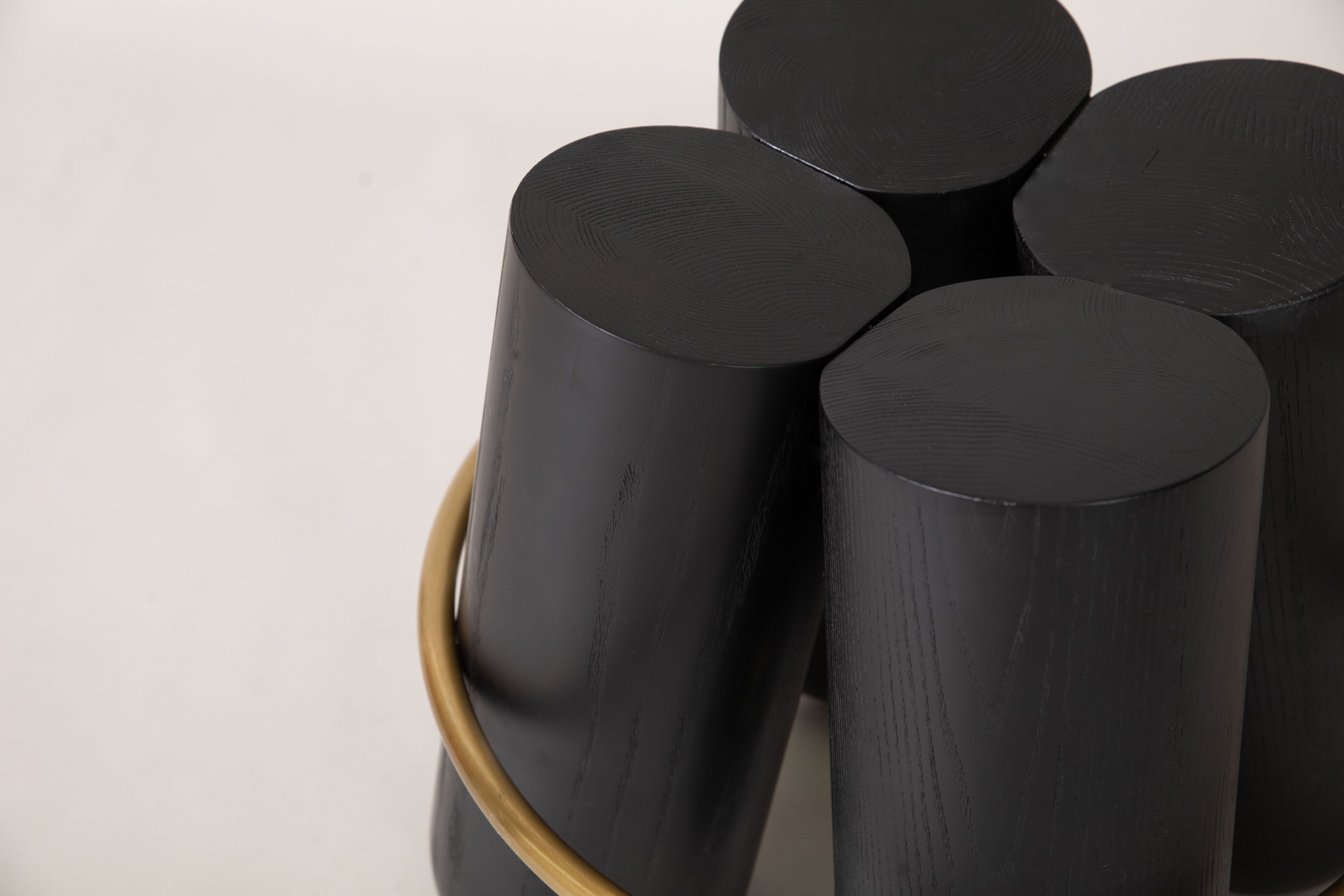 Bolzen Stool