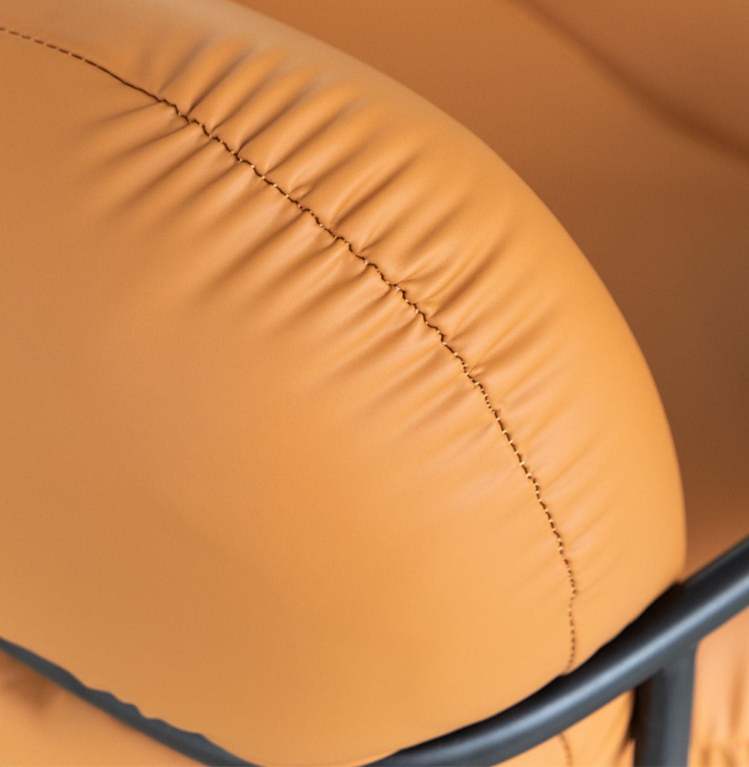 Oslo Armchair - The Feelter