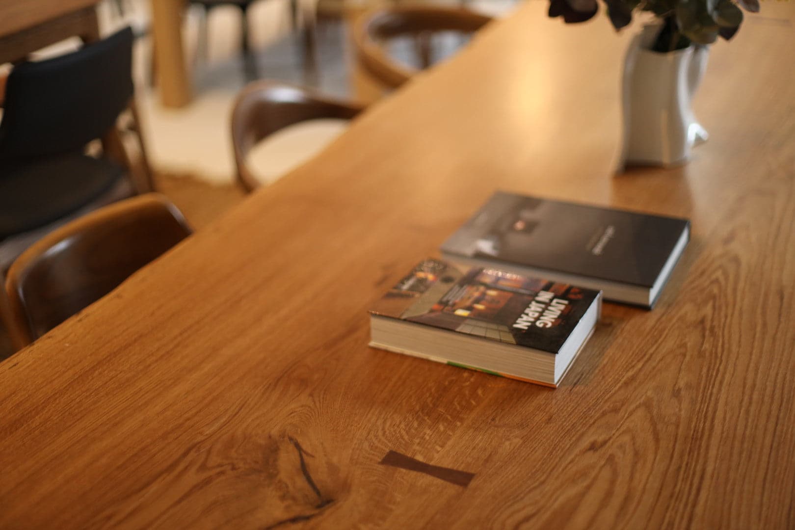French White Oak Dining Table - The Feelter