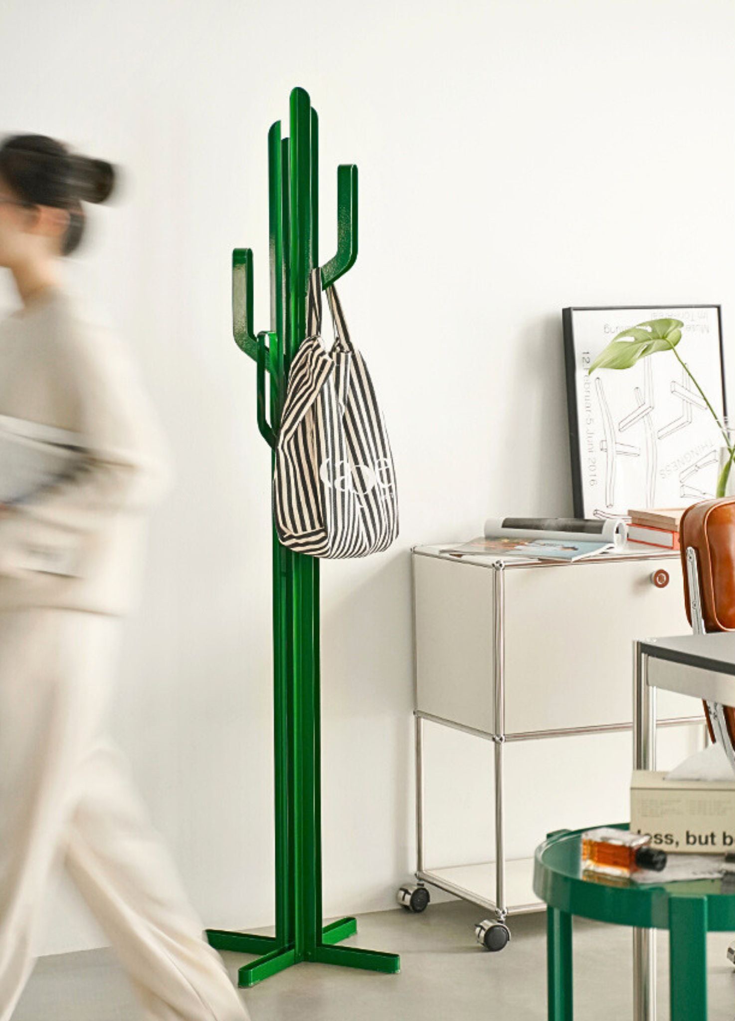 Cactus Metal Coat Stand - The Feelter
