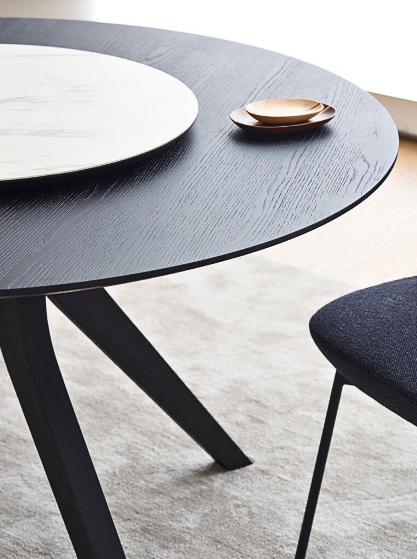 Teramo Circular Dining Table - The Feelter