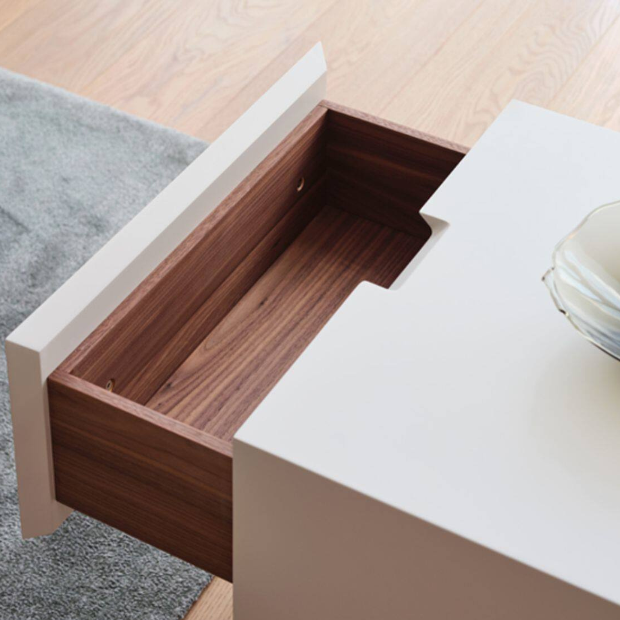 Vem Min Bedside Table - The Feelter