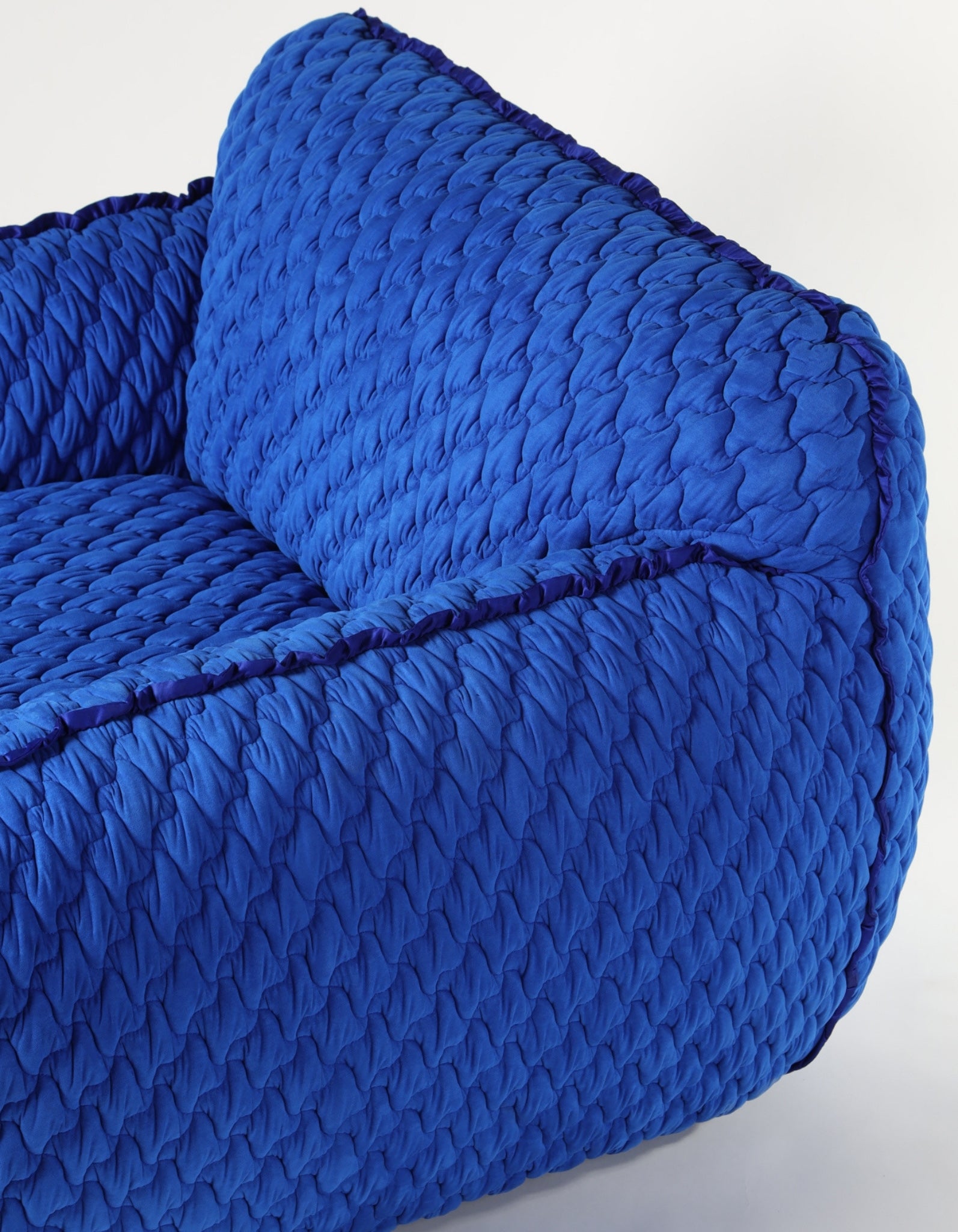 Cradle Quilted Armchair - The Feelter