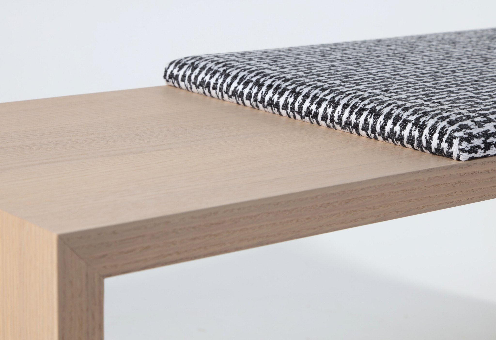 Moom Cushioned Bench Seat - The Feelter