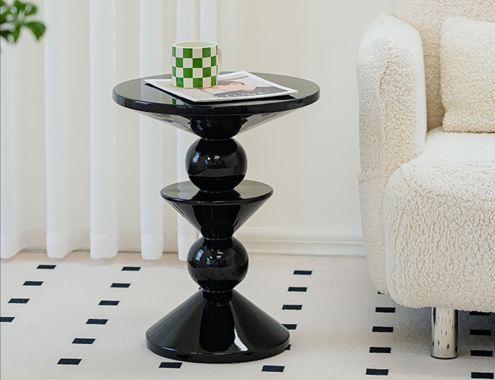 Circular Totem Side Table | Black - The Feelter