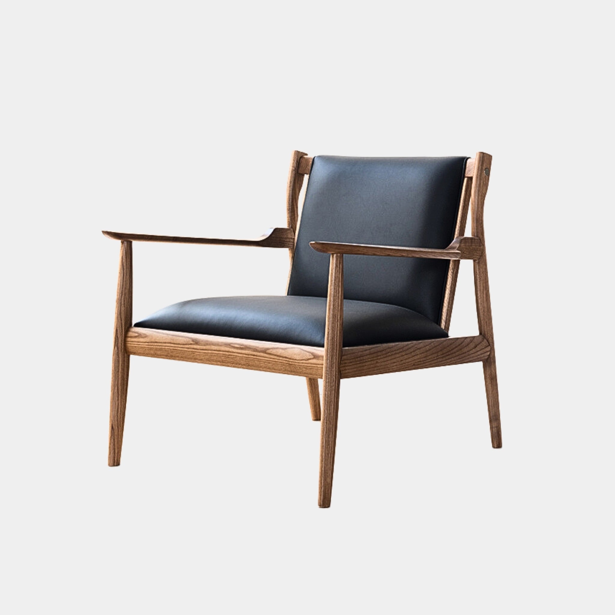 Claude Easy Chair | Mid Century Furniture | Miyamoto Replica - The Feelter