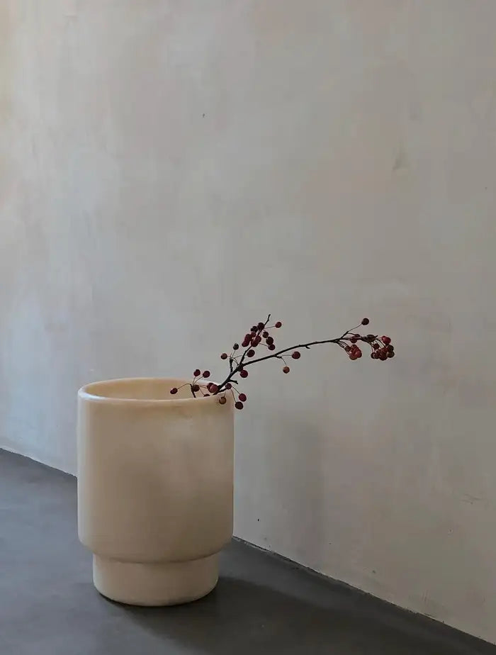 Kar Studio | Tong Vase/Bin
