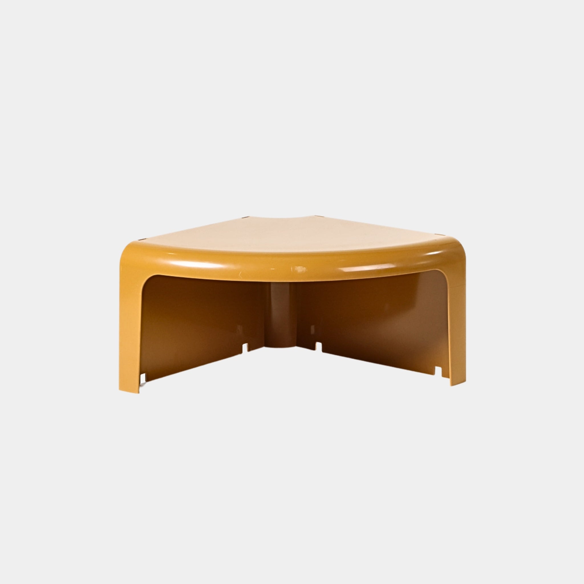 4 Piece Modular Plastic Table | The Feelter