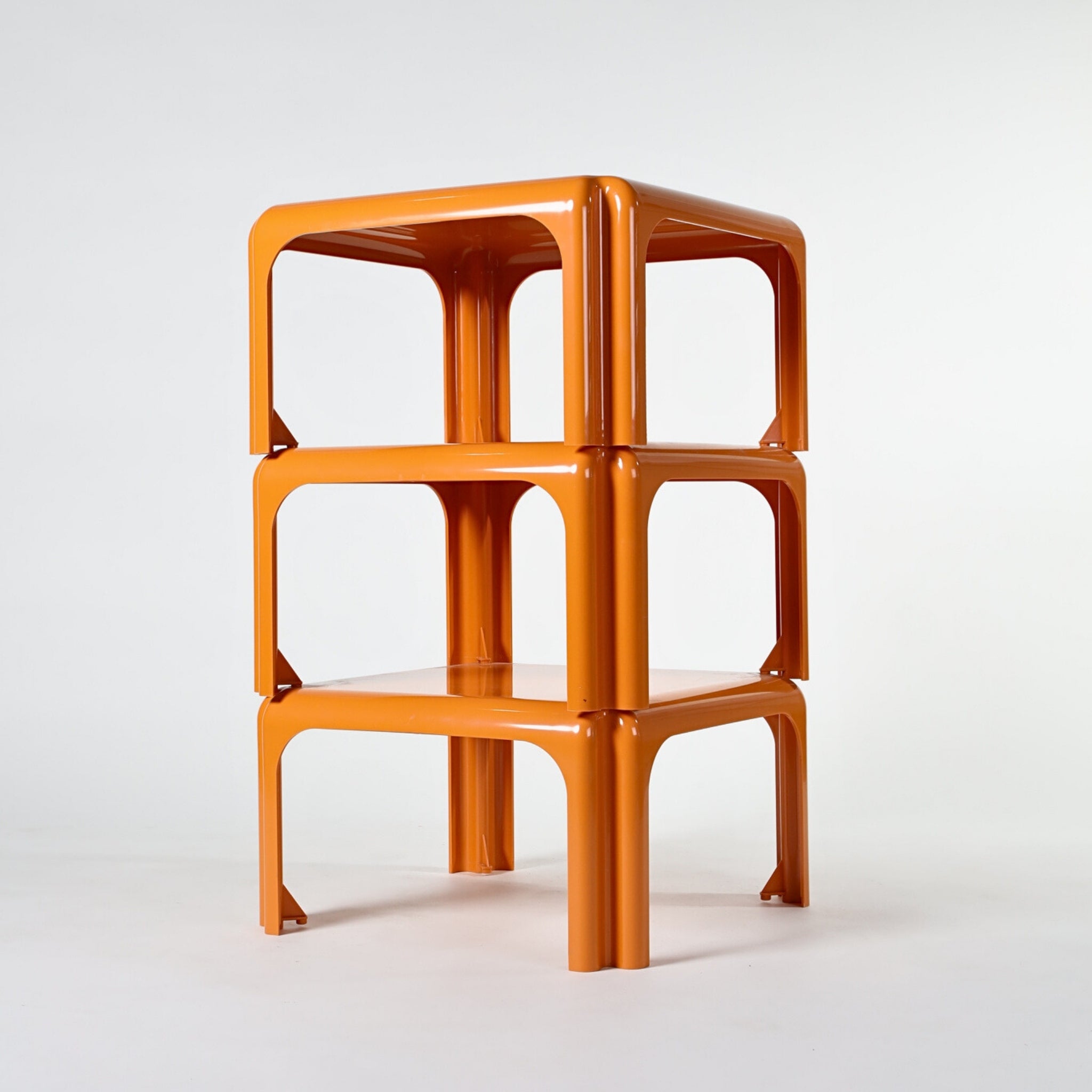 Elaine Stackable Table - The Feelter