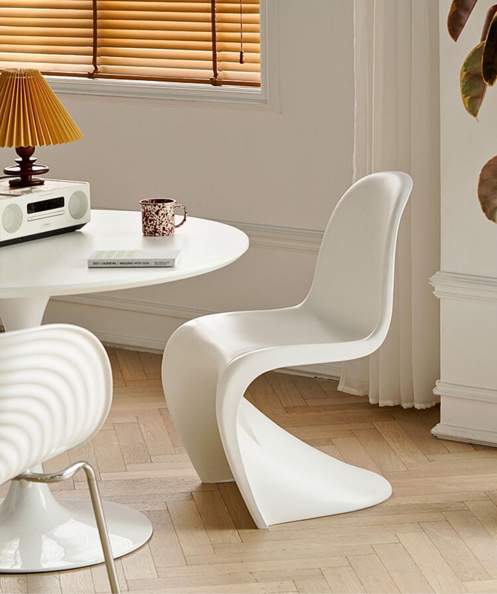 Panton Chair | Verner Panton Replica - The Feelter