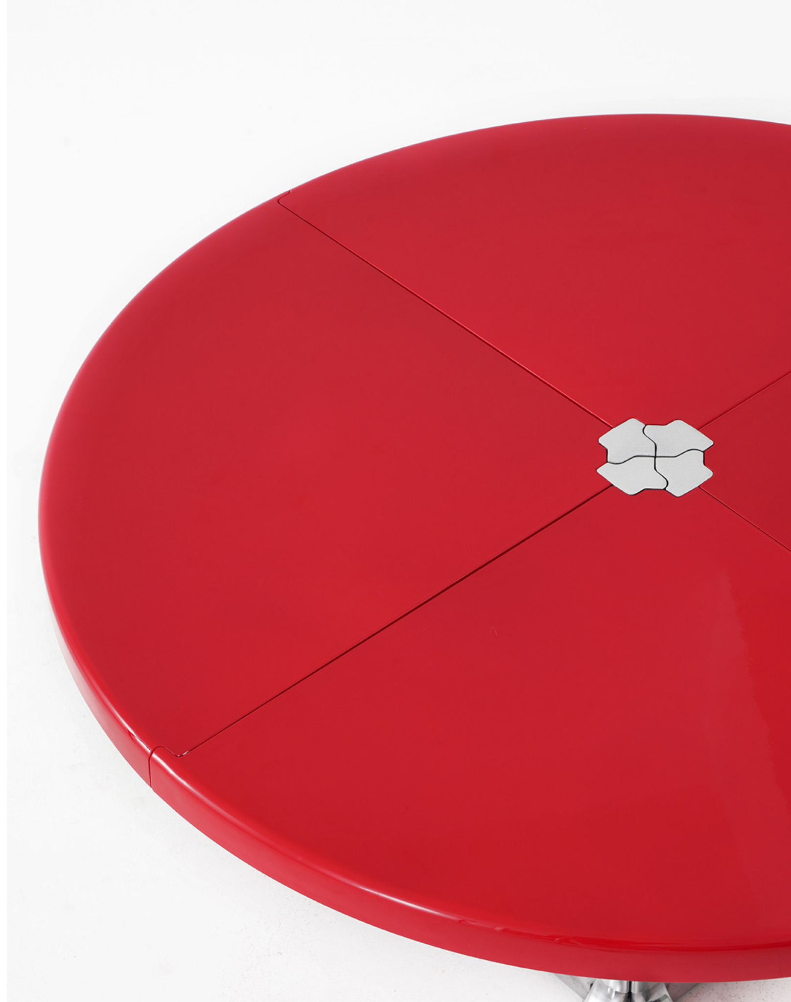 Collapsible Round Plastic Table