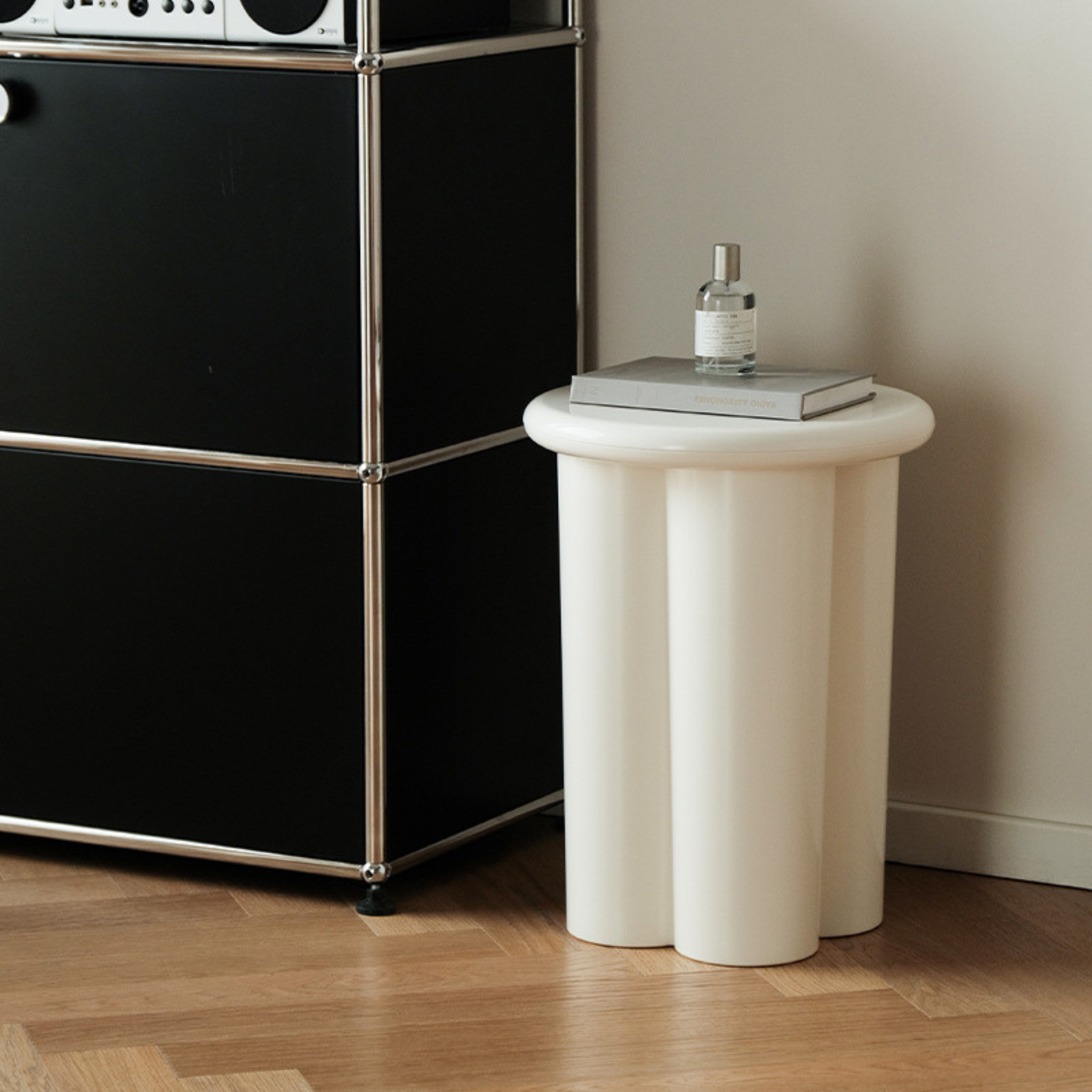 Retro Clover Side Table
