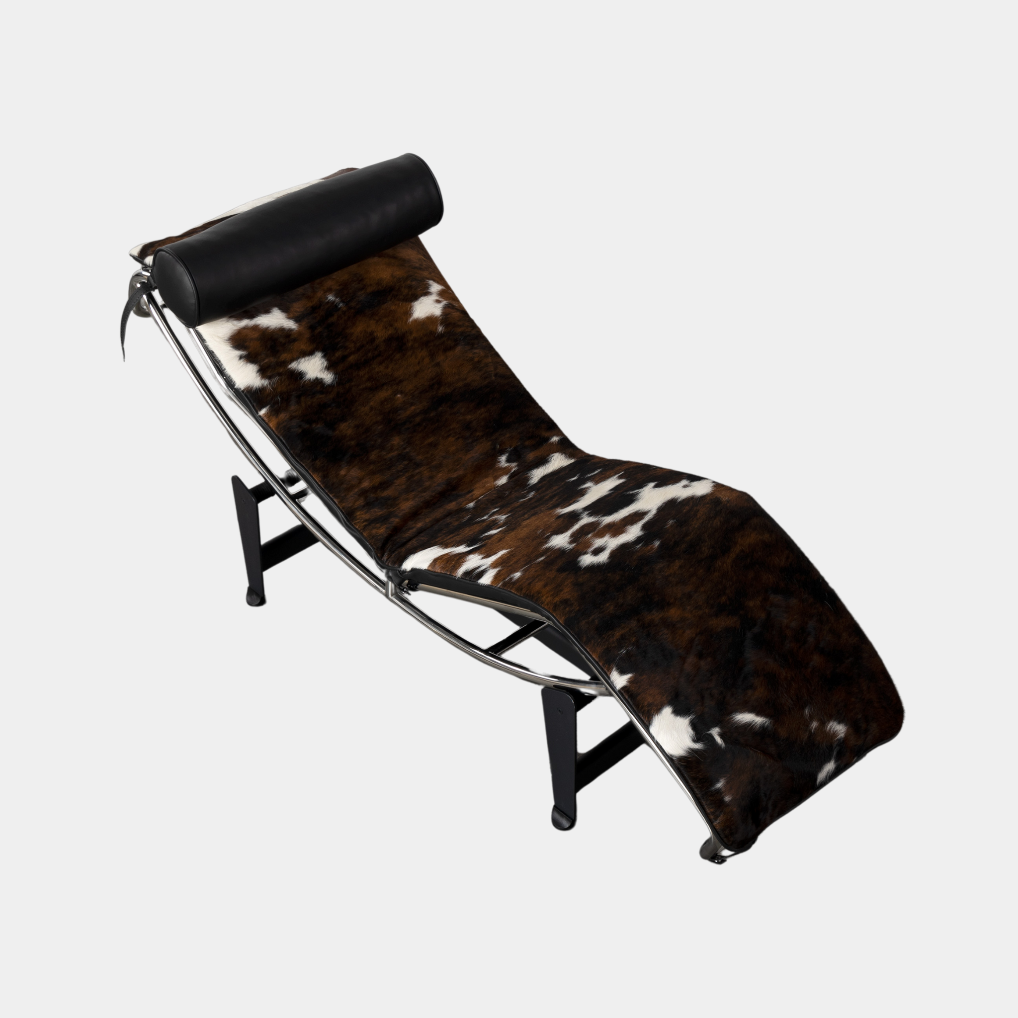 Bauhaus Cowhide Chaise Lounge