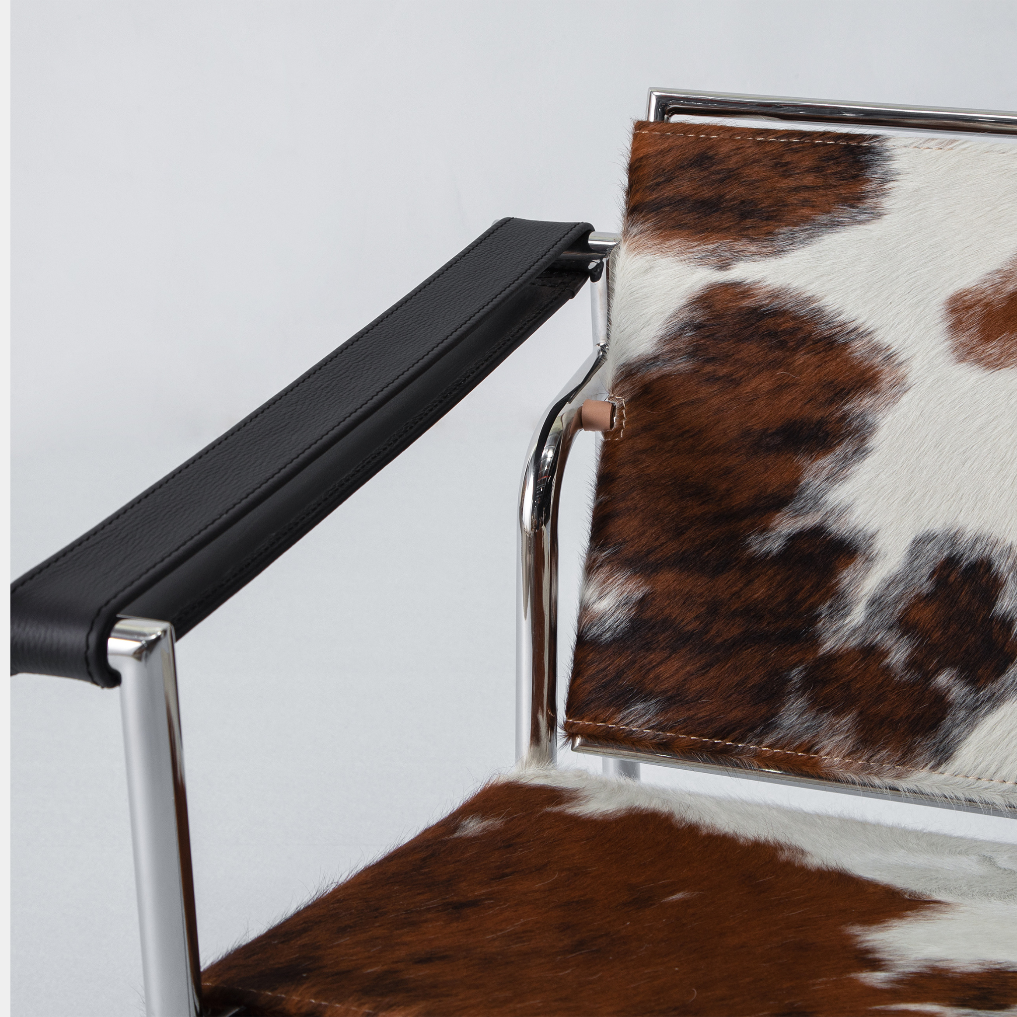 Bauhaus Cowhide Sling Back Lounge Chair