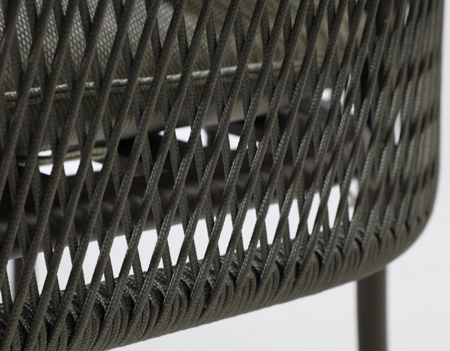 Renew Series | Outdoor Lounge Chair and Side Table | Clearance