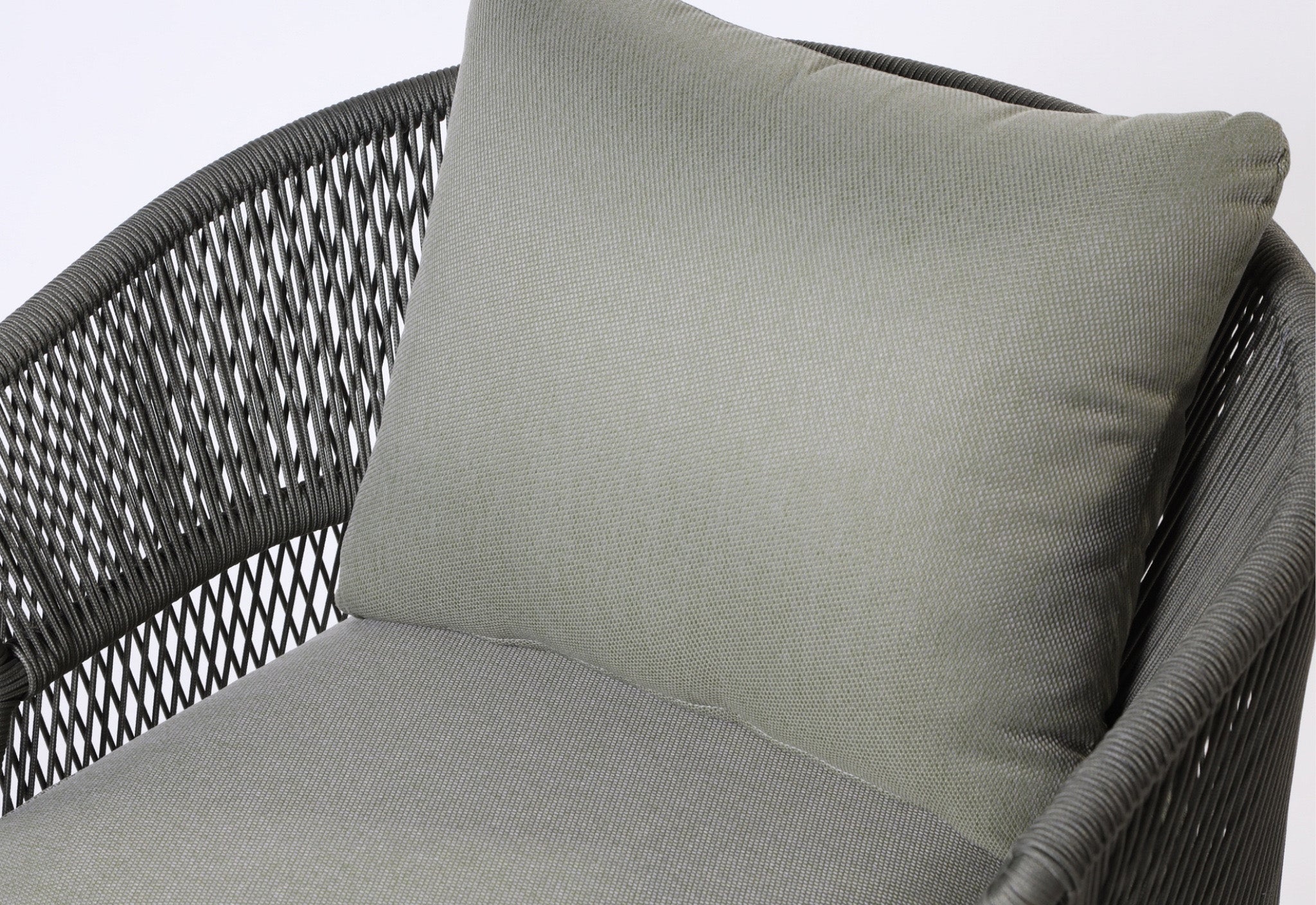 Renew Series | Outdoor Lounge Chair and Side Table | Clearance