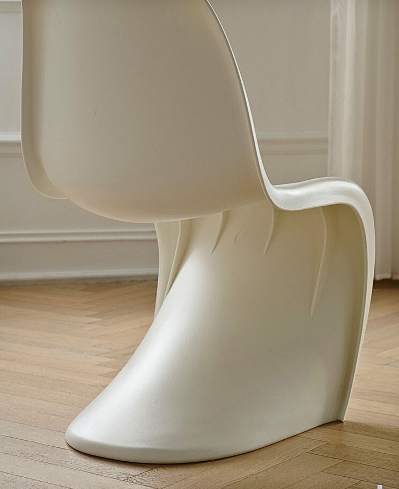 Panton Chair | Verner Panton Replica - The Feelter