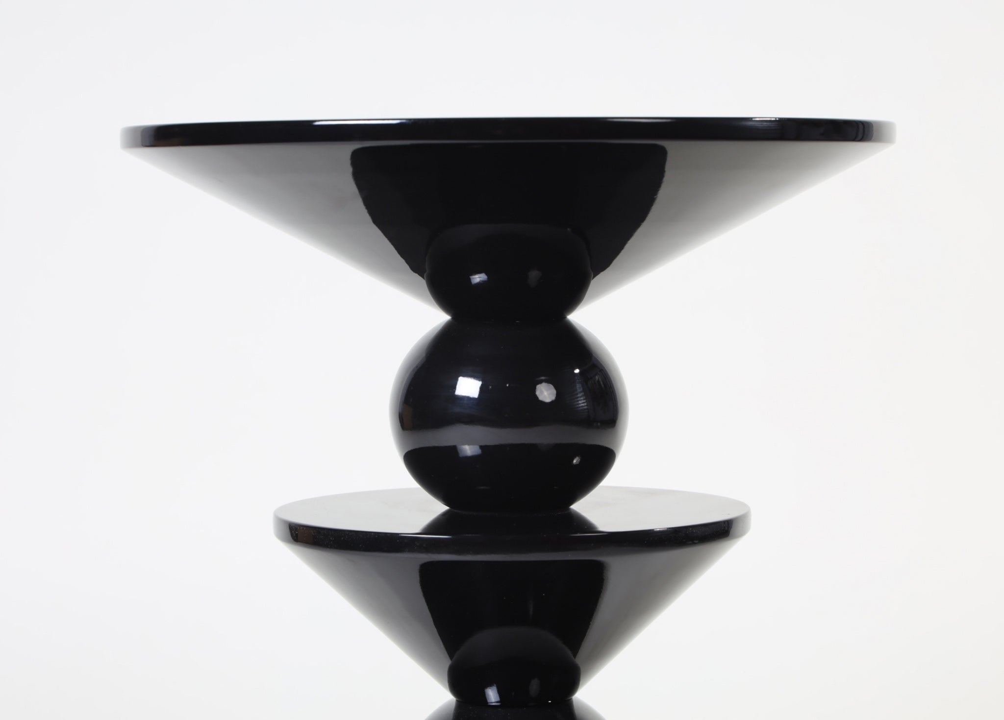 Circular Totem Side Table | Black