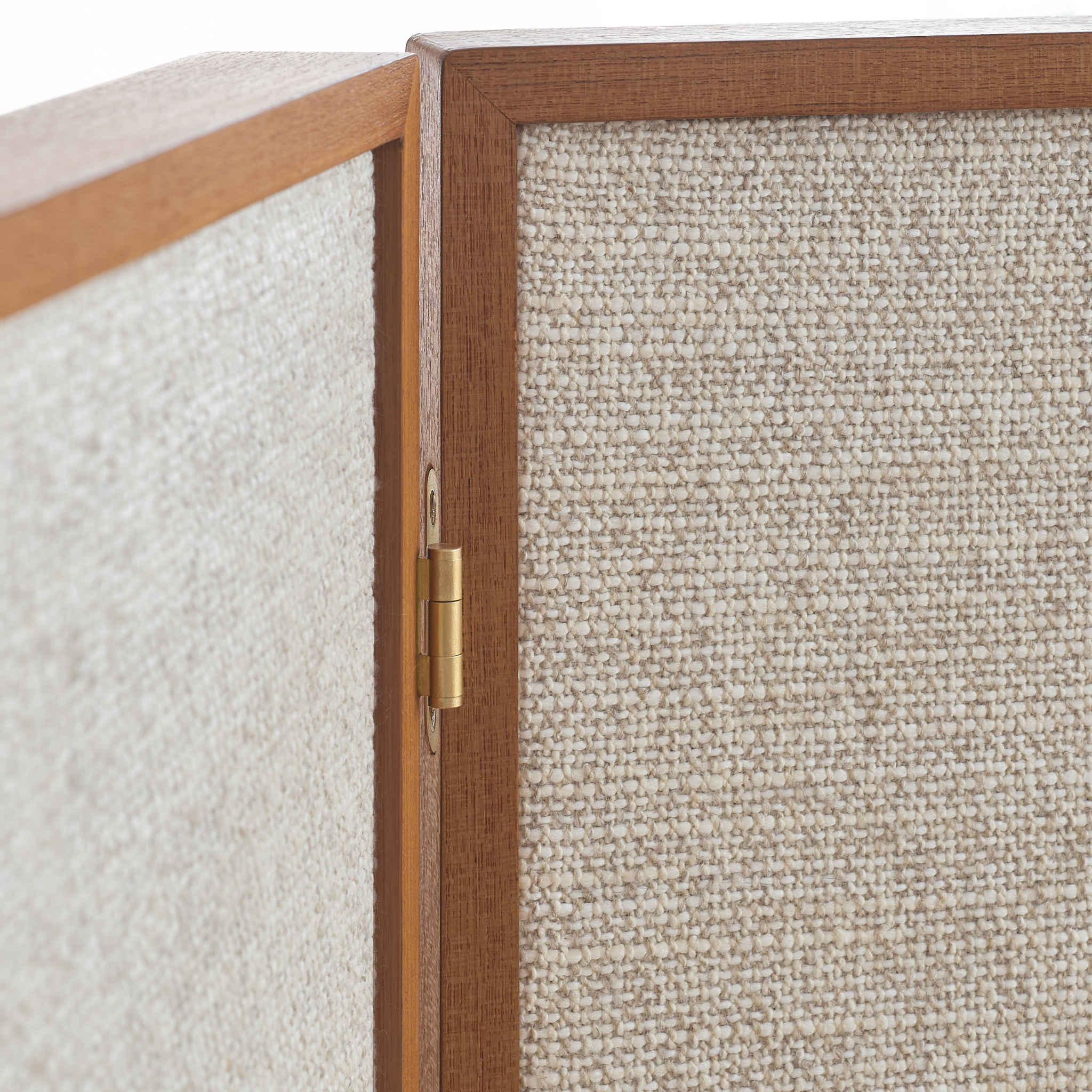 Tea Divider Screen - The Feelter