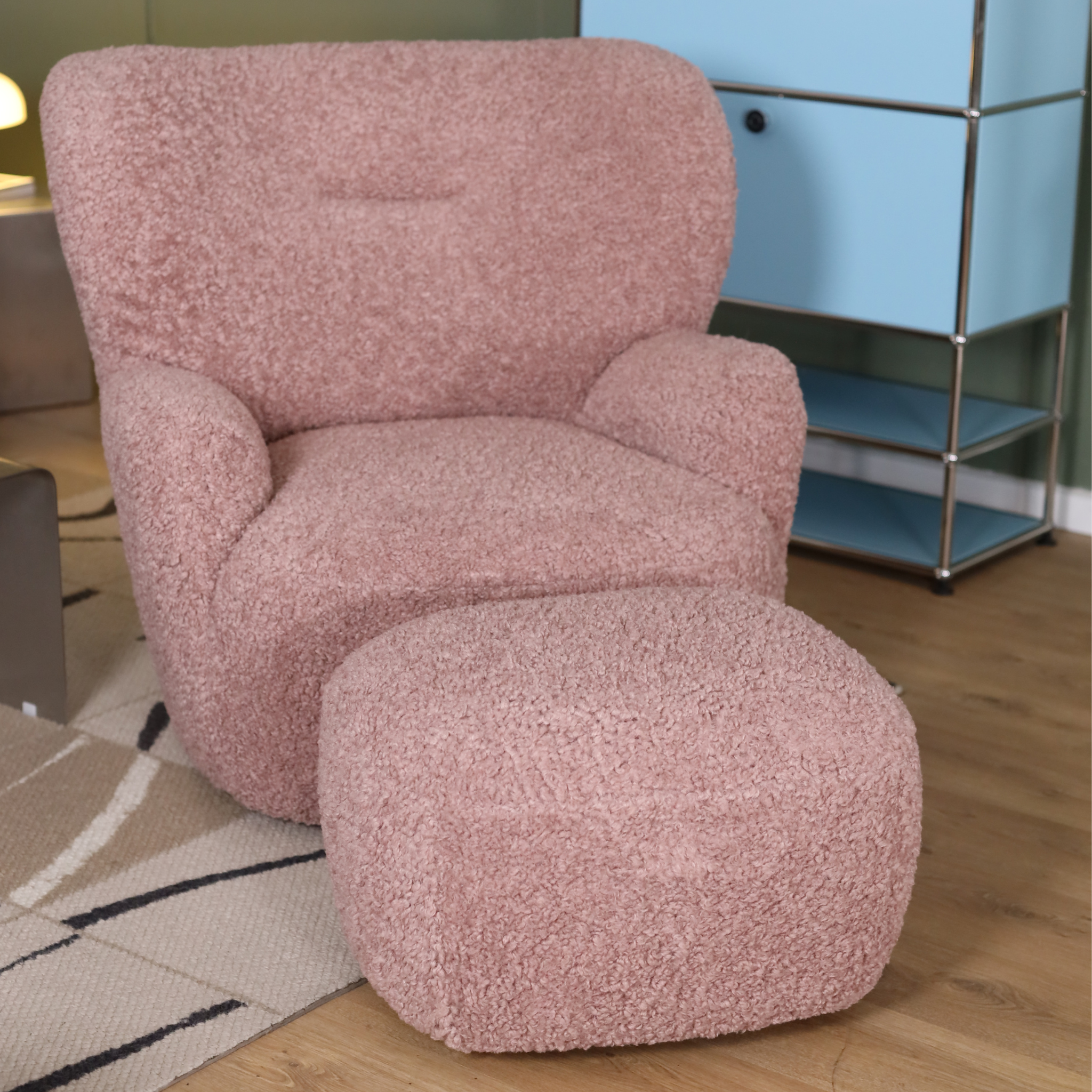 Gertrude Swivel Armchair - The Feelter