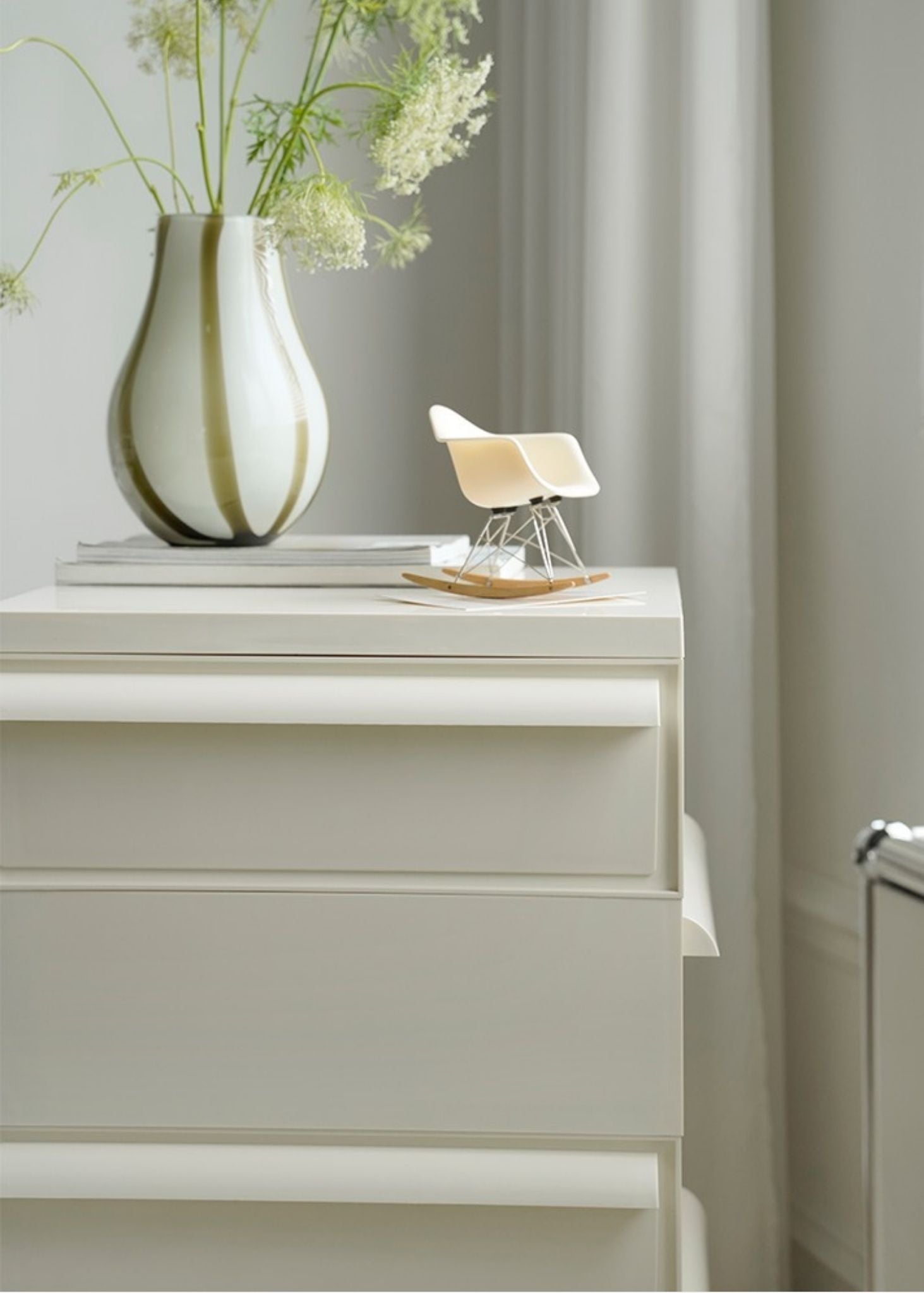 Simon Stackable Storage System