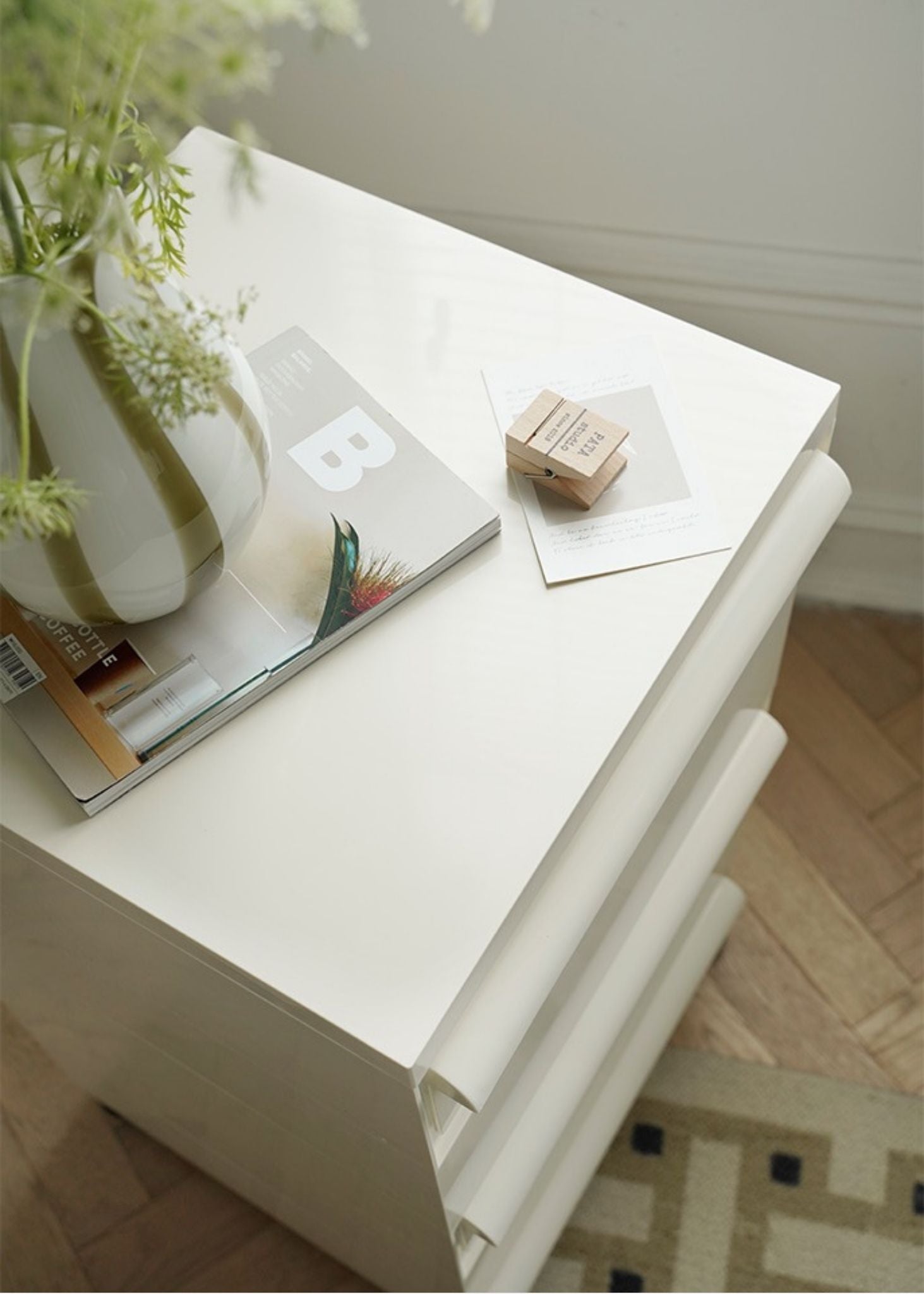 Simon Stackable Storage System