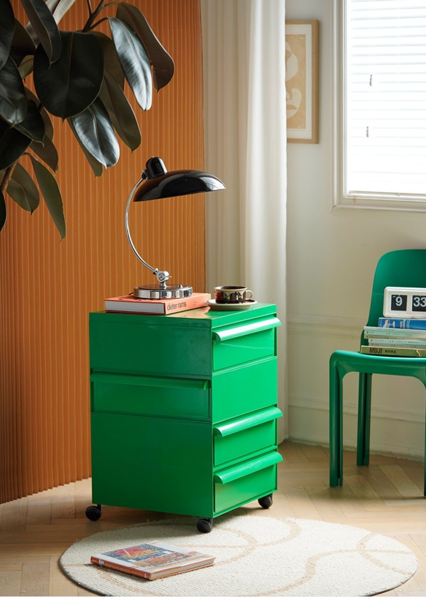 Simon Stackable Storage System