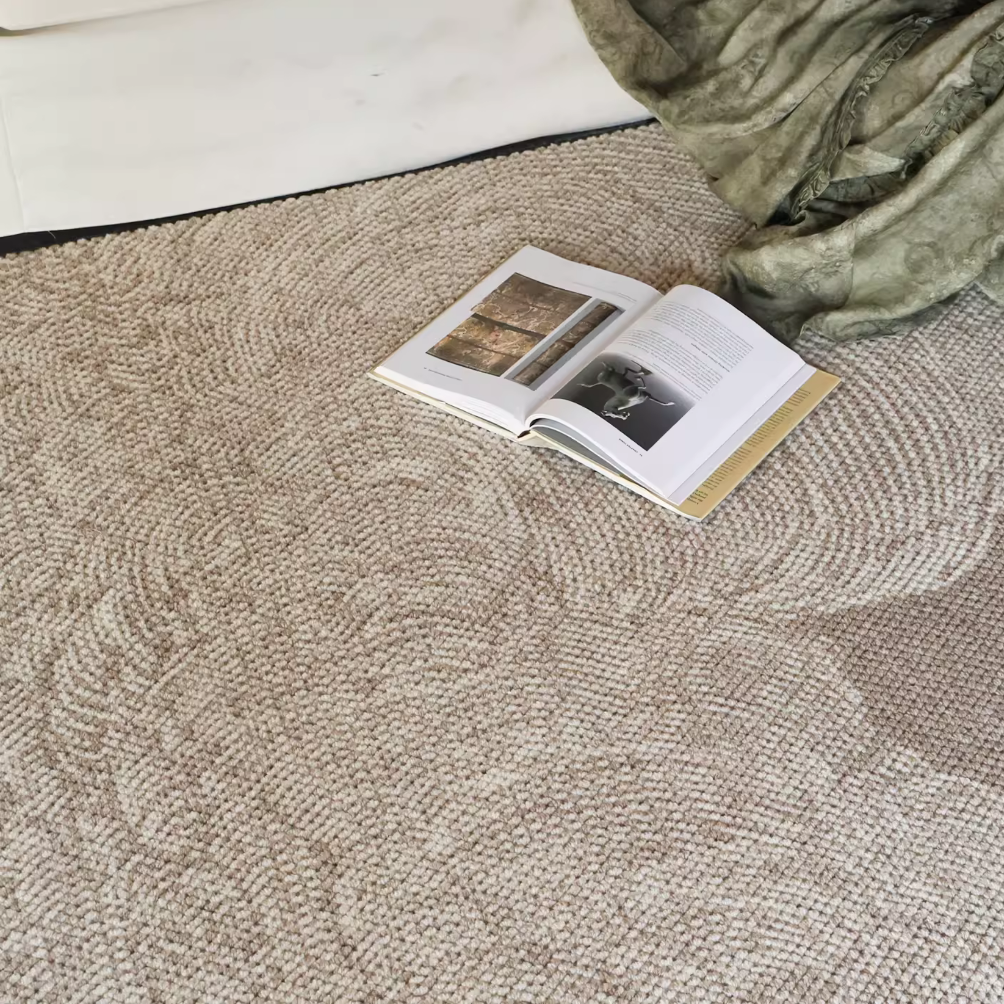 Cloudy Wool Rug