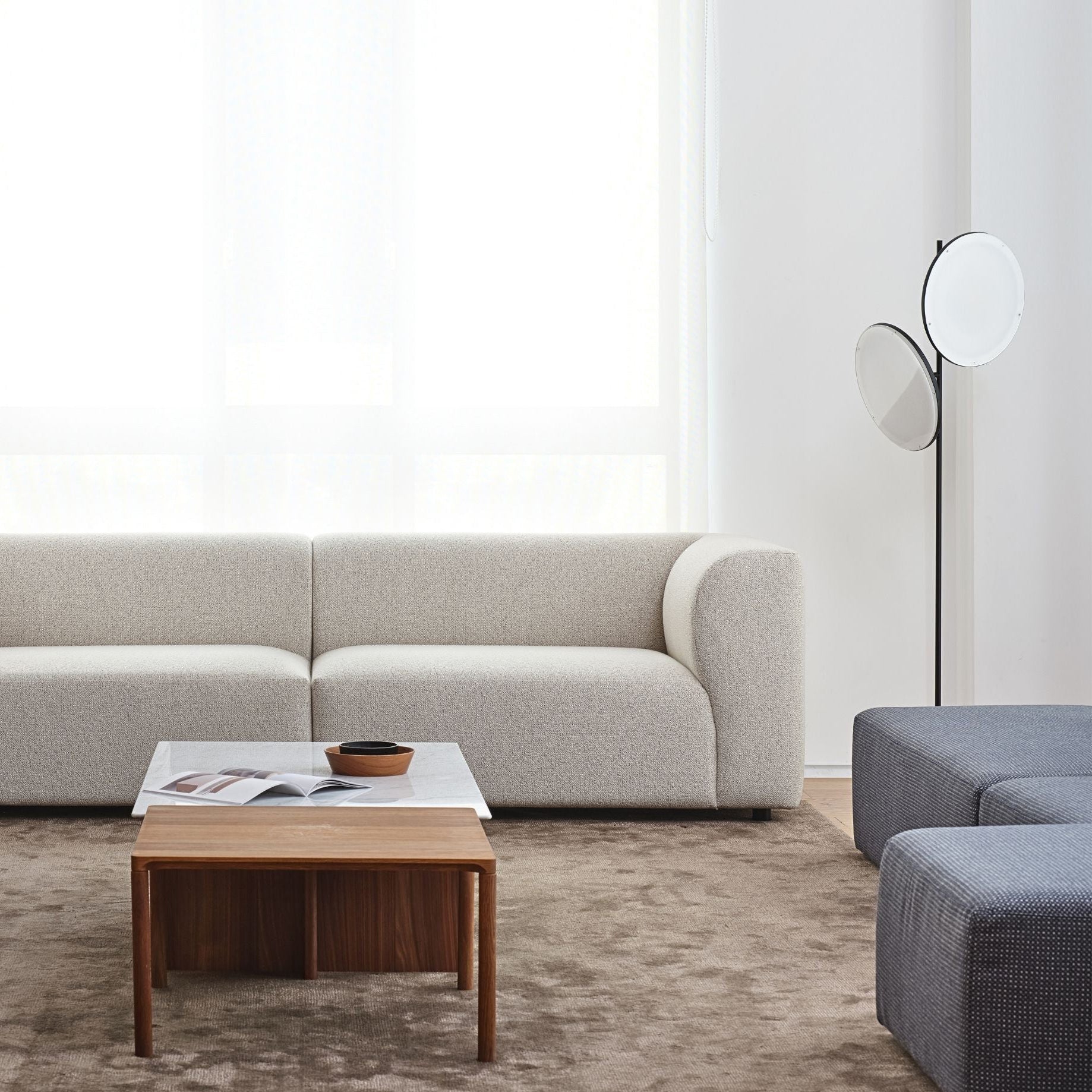 Lux Sofa - The Feelter