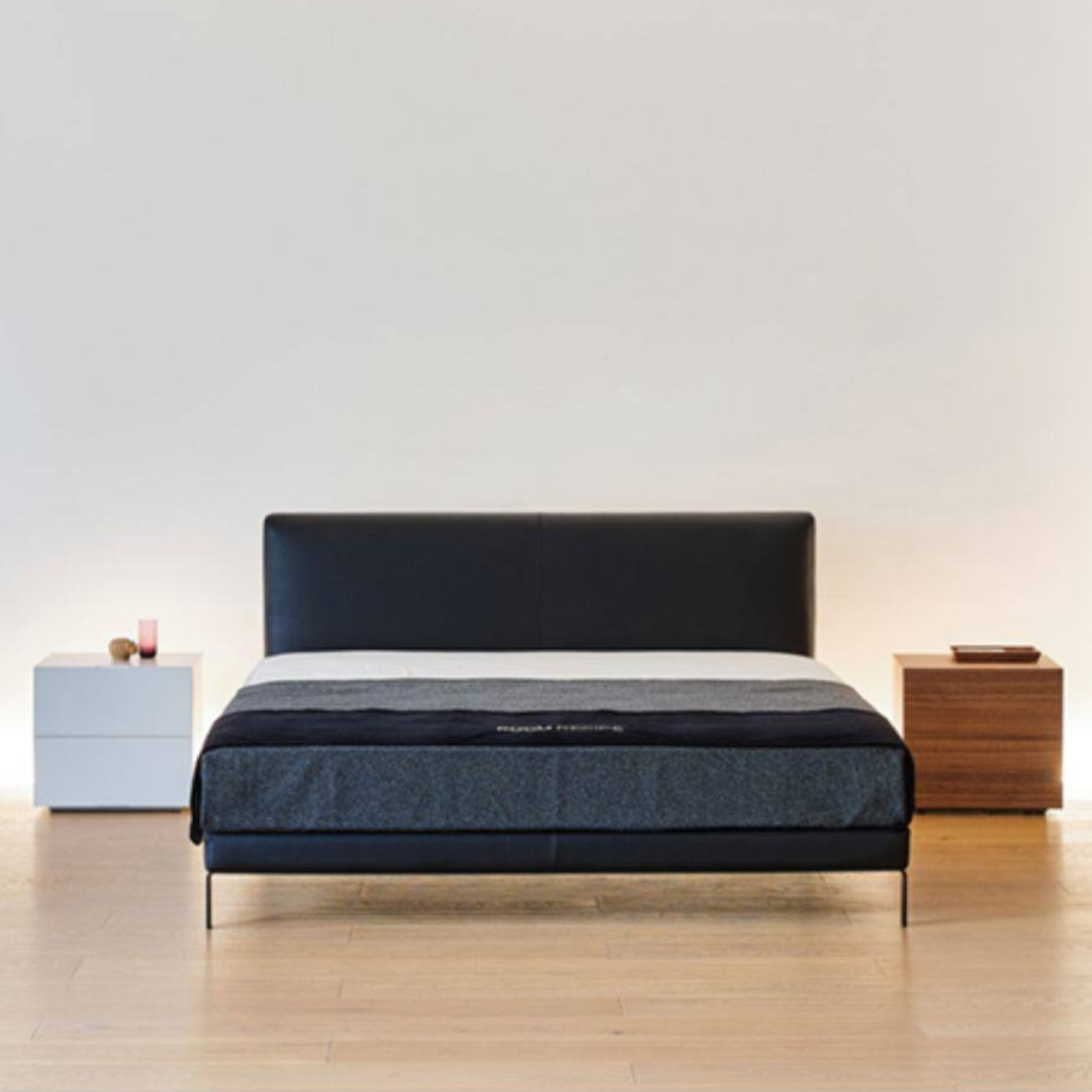 Vem Min Bedside Table - The Feelter