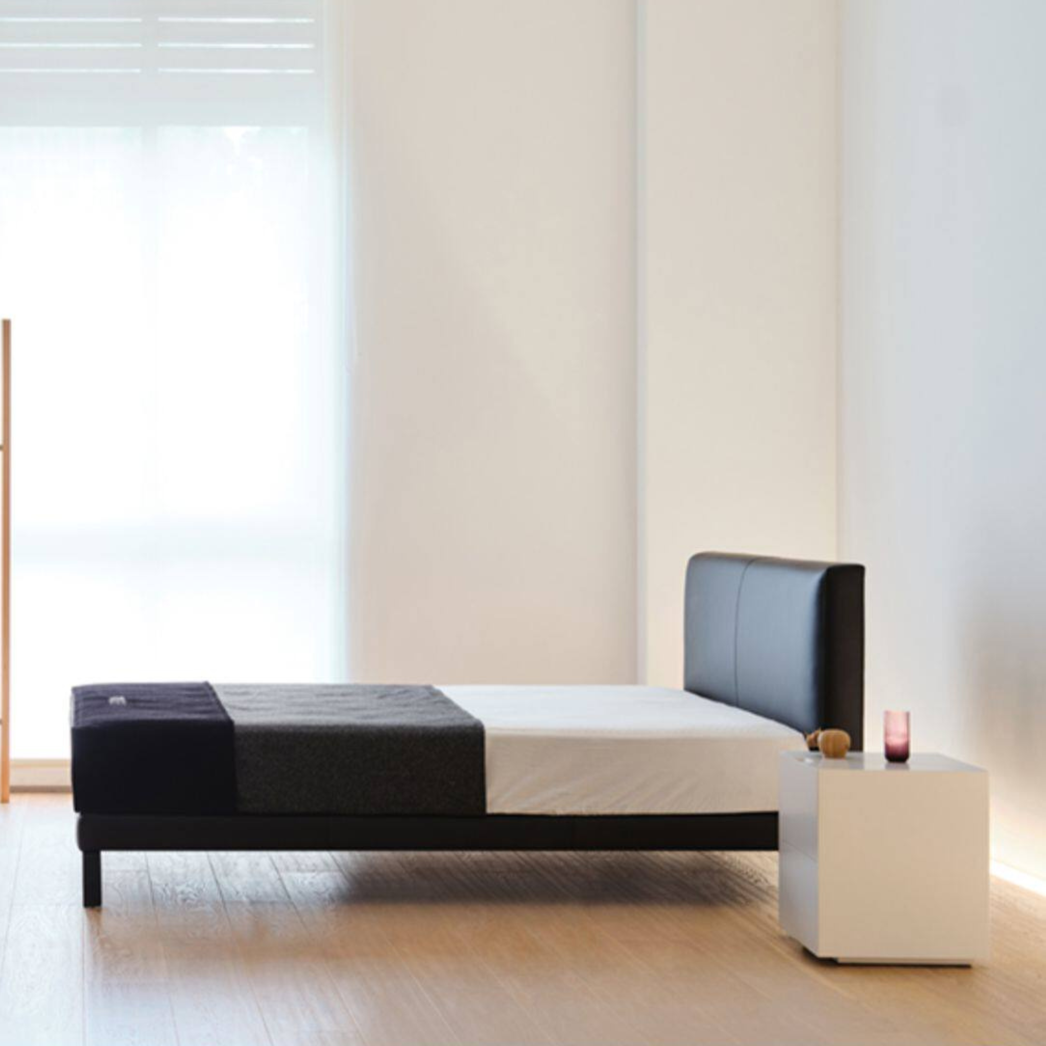Vem Min Bedside Table - The Feelter