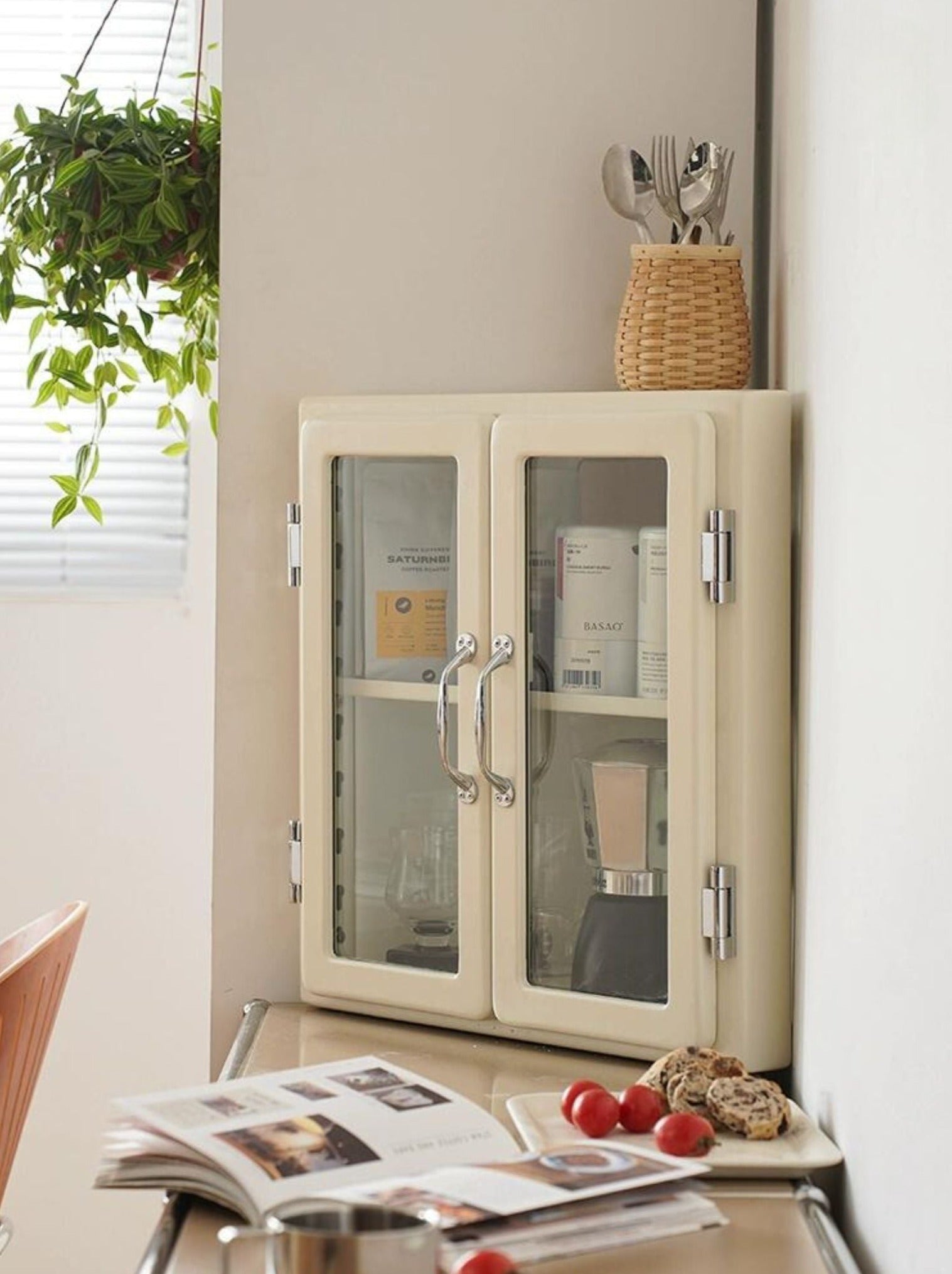 Moma Cabinet replica - The Feelter