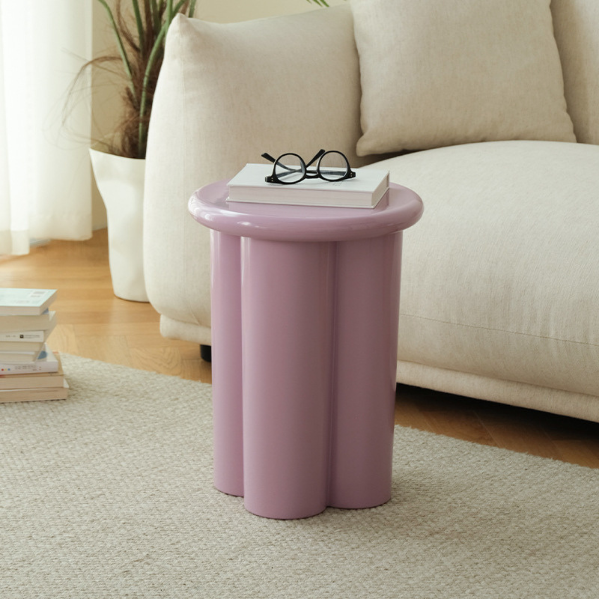 Retro Clover Side Table