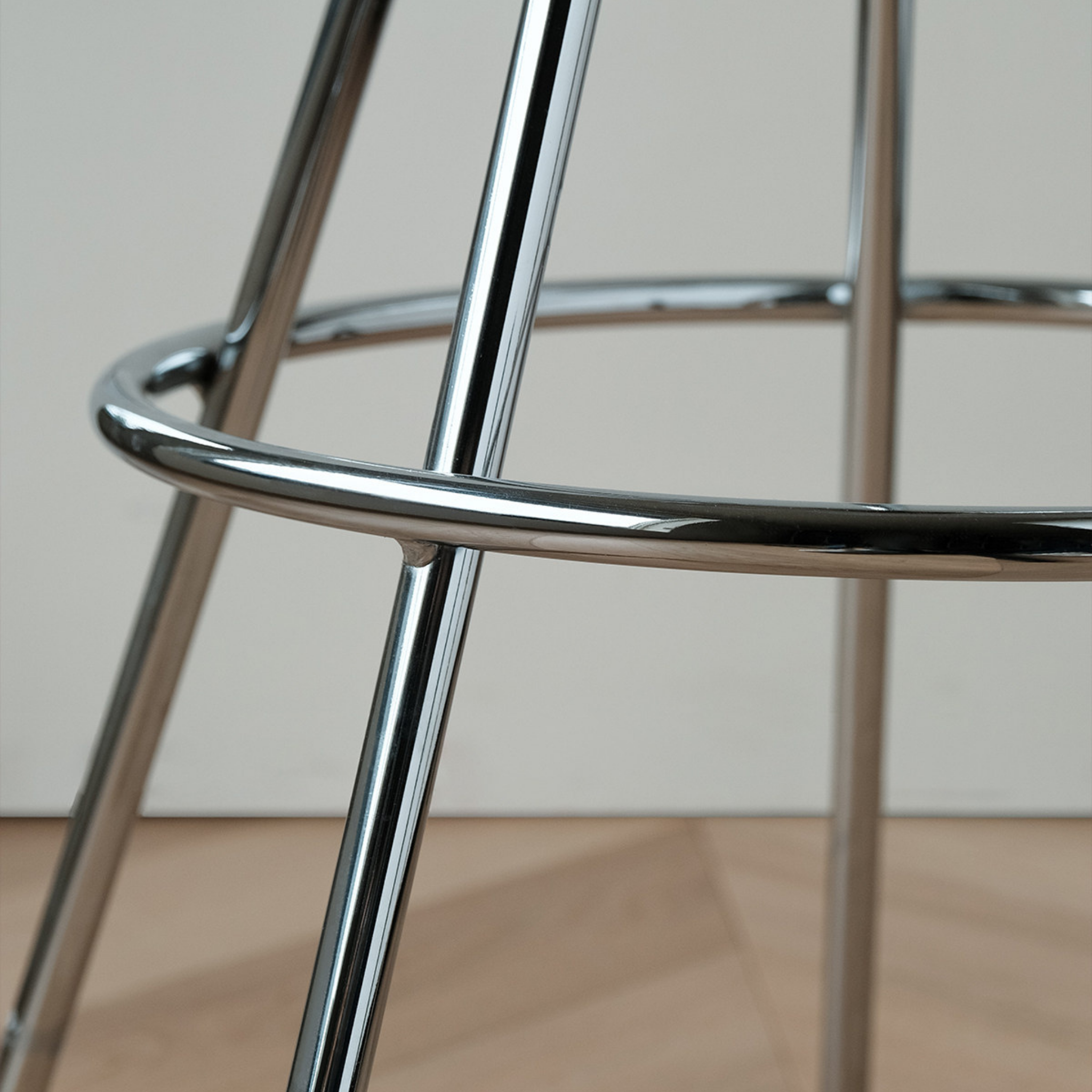 Jim Bar Stool - The Feelter
