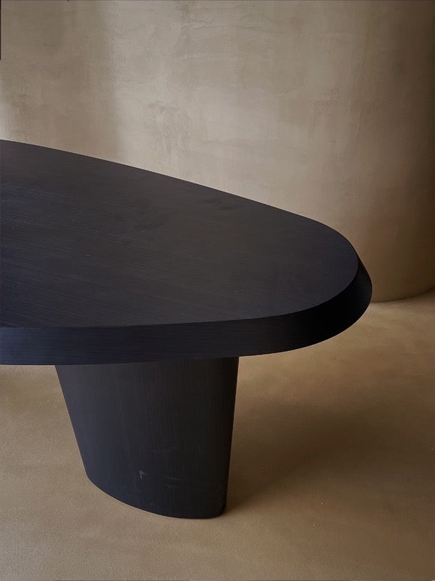 kar Oval Dinning Table 侘寂风简约木质不规则椭圆餐桌餐厅客厅 - The Feelter