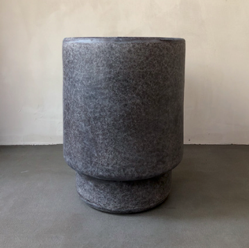 Kar Studio | Tong Vase/Bin