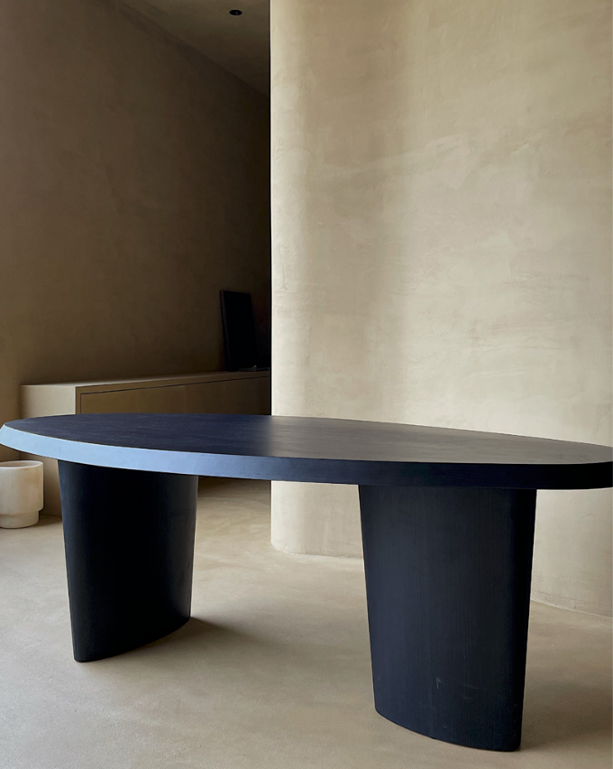 Kar Studio | Oval Dining Table