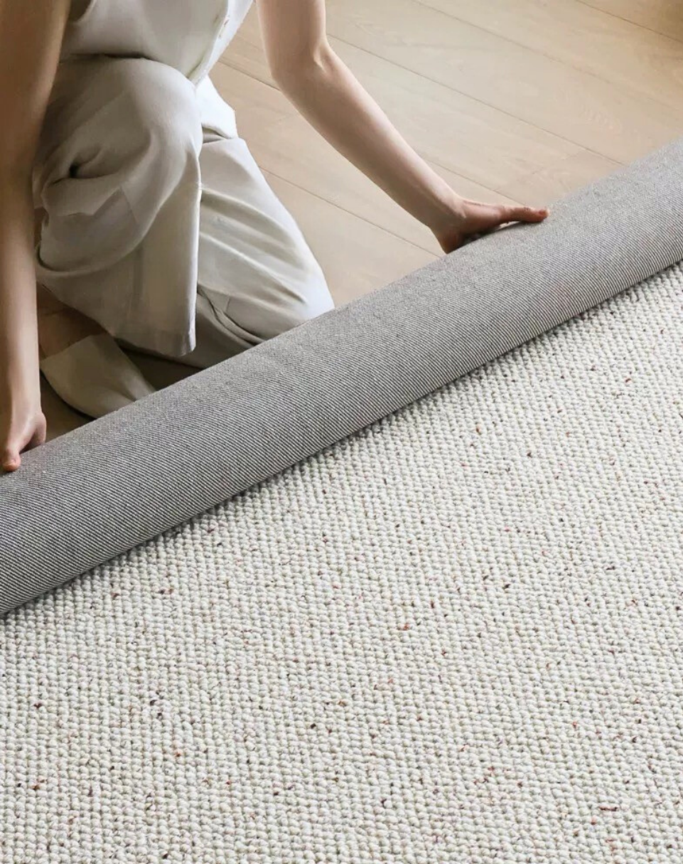 The Feelter Steam Wool Rug