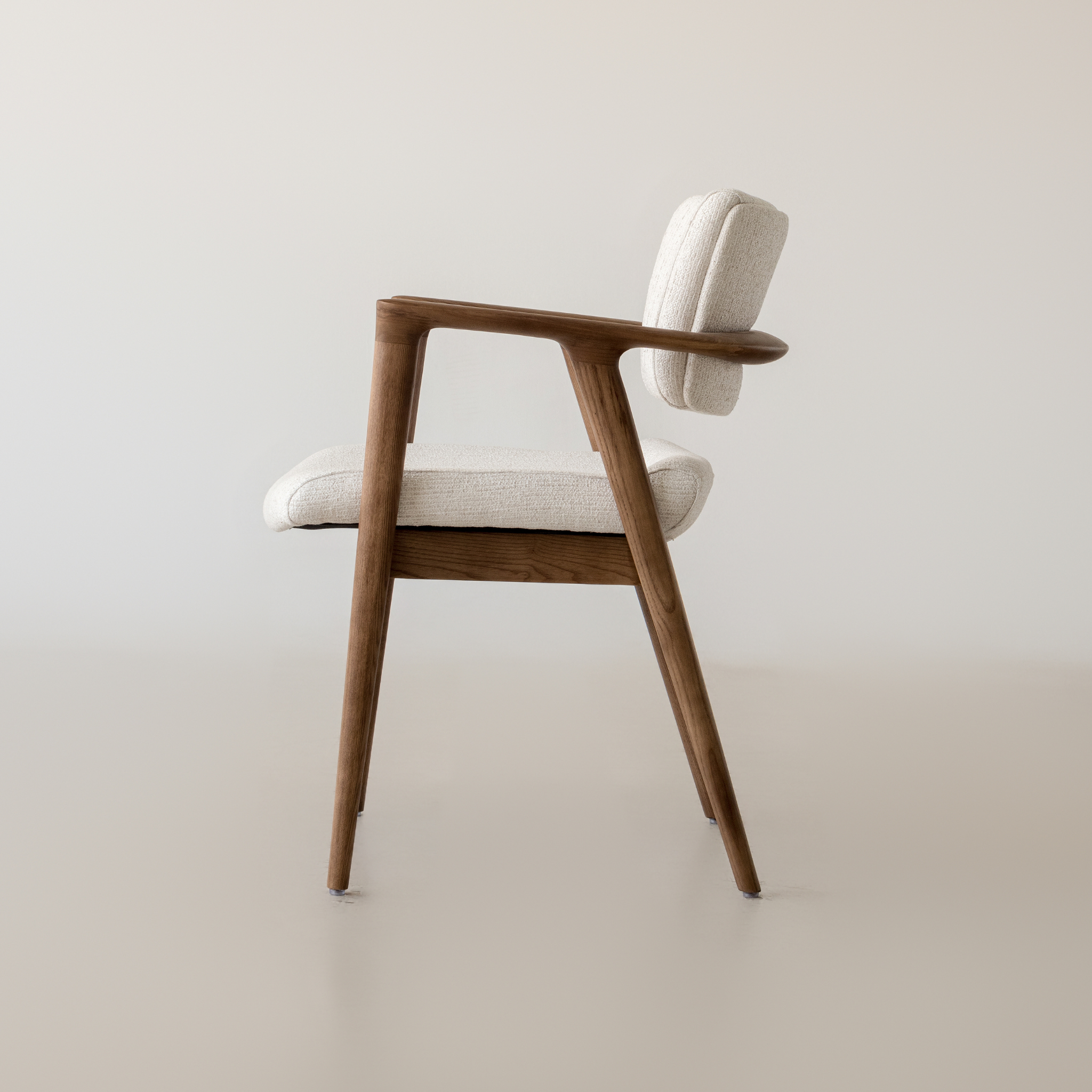 Walter Upholstered Dining Chair - The Feelter