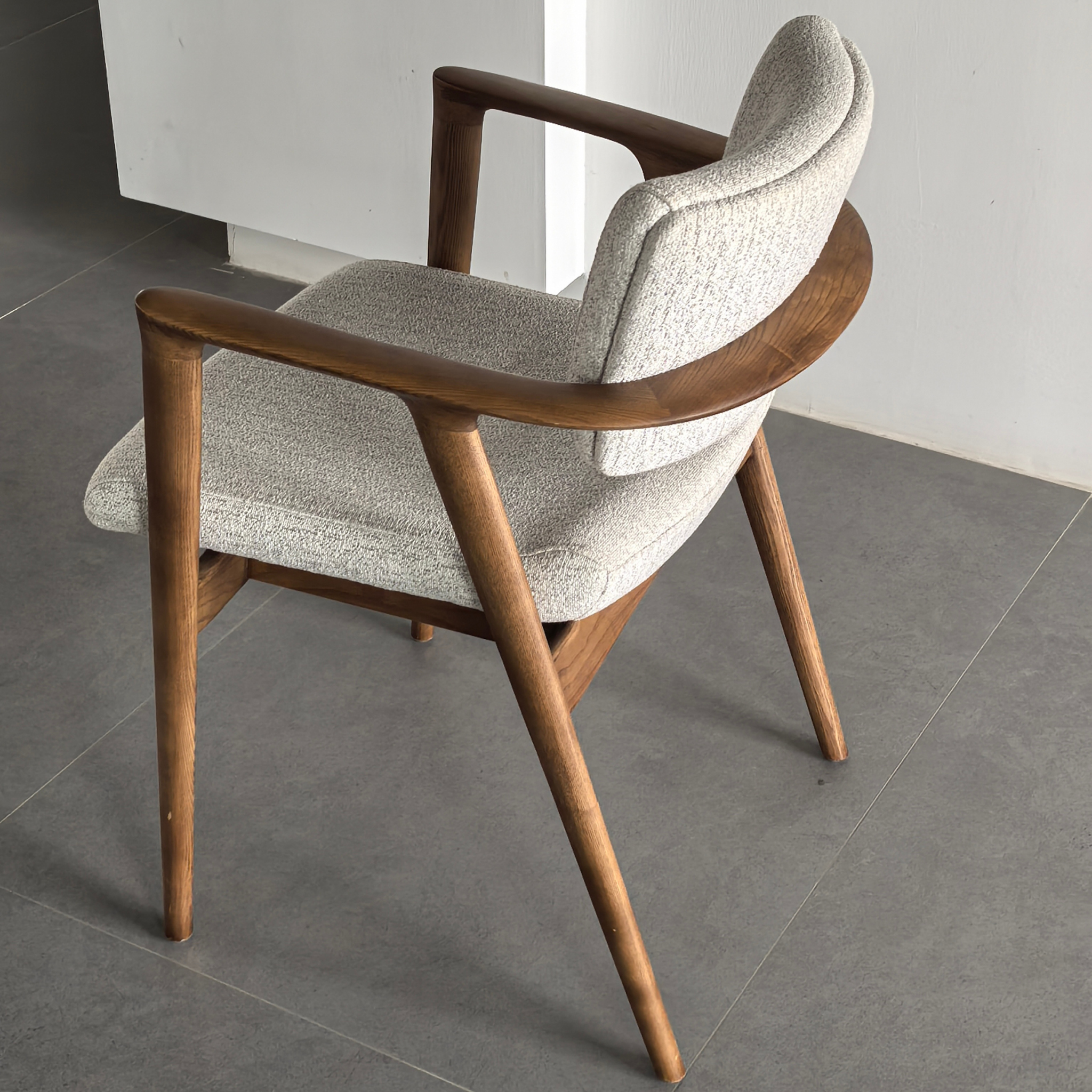 Walter Upholstered Dining Chair - The Feelter