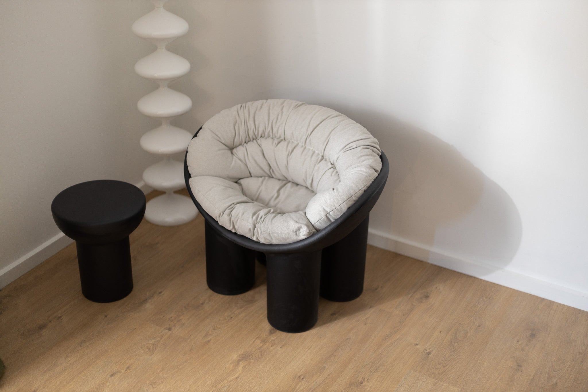 Roly Poly Chair Replica