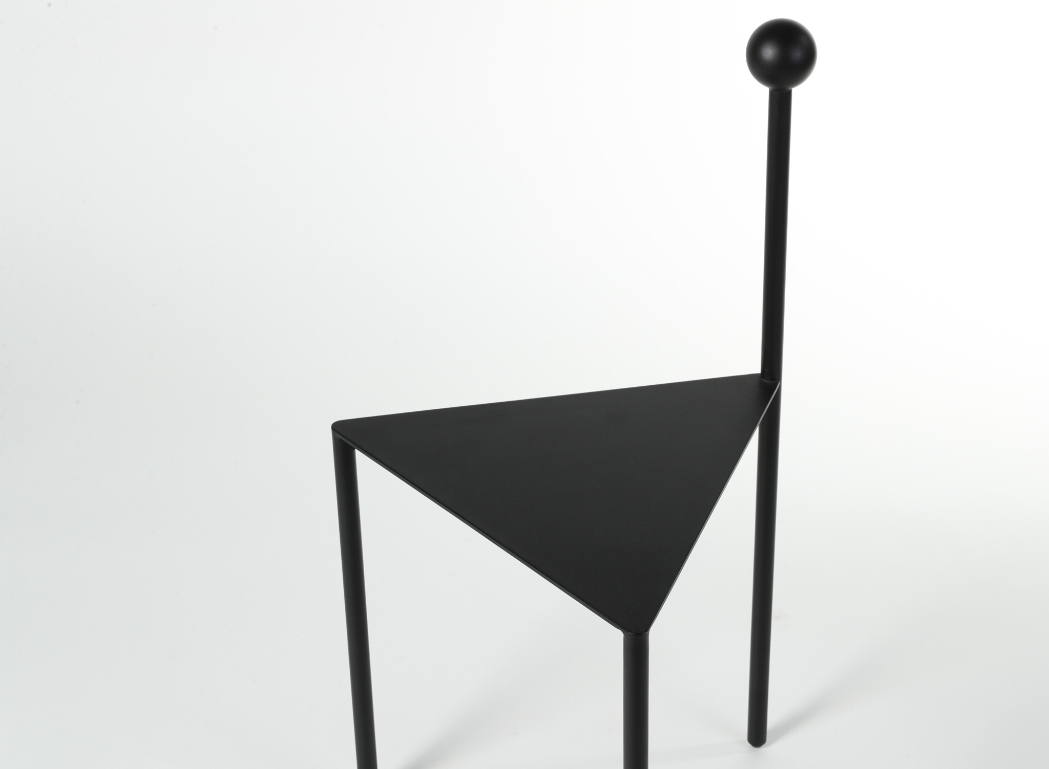 Black Mountain Furniture | Sphere Chair - The Feelter